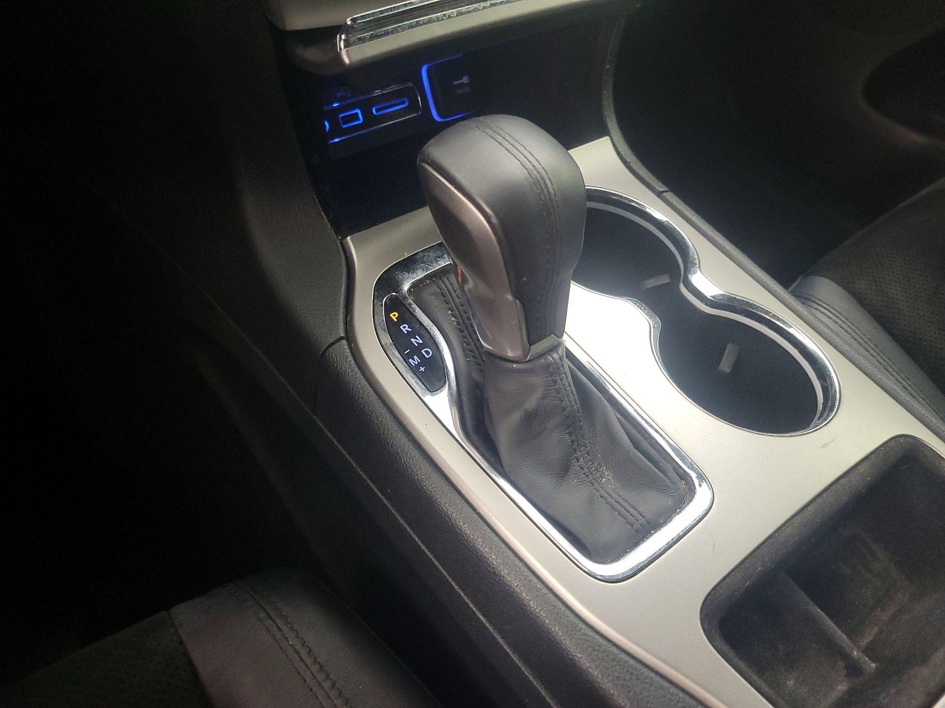 Thumbnail: 2017 Jeep Grand Cherokee - 18