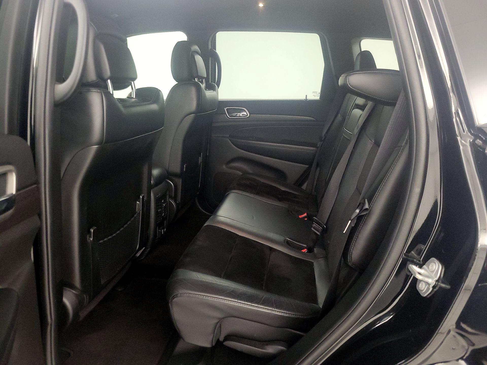 Thumbnail: 2017 Jeep Grand Cherokee - 20