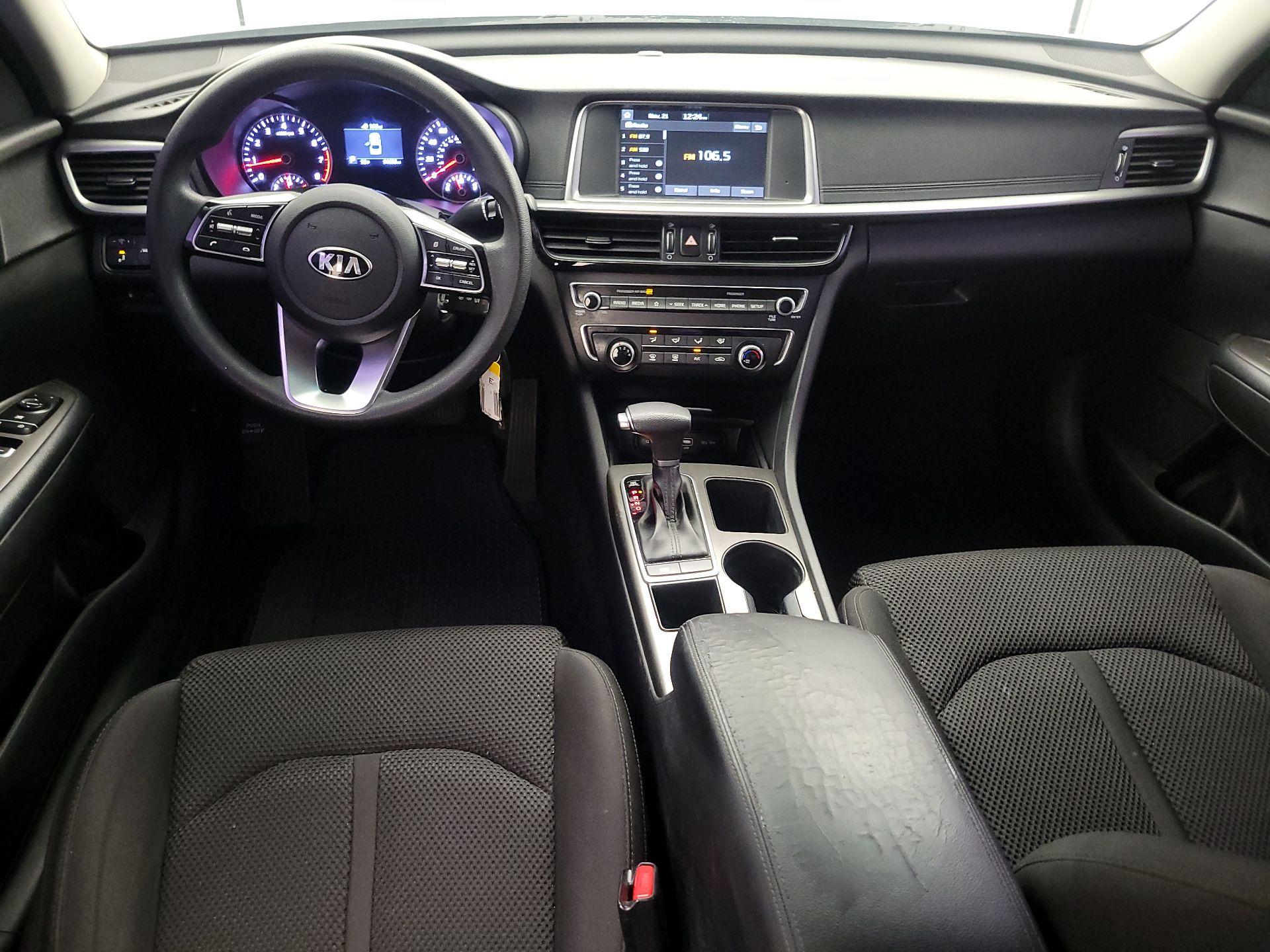 Thumbnail: 2019 Kia Optima - 9