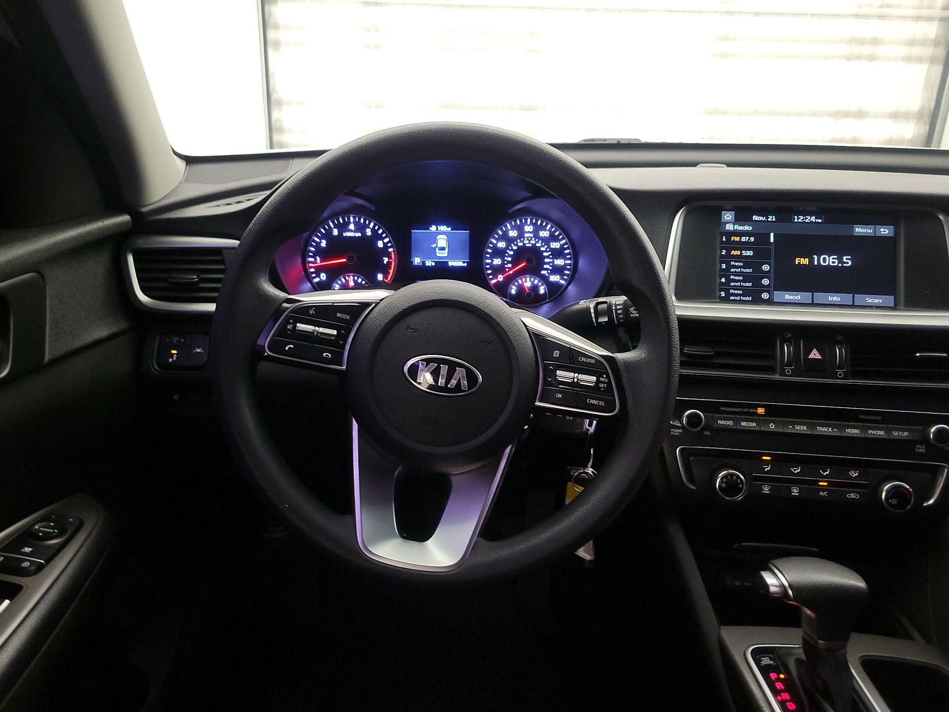 Thumbnail: 2019 Kia Optima - 10