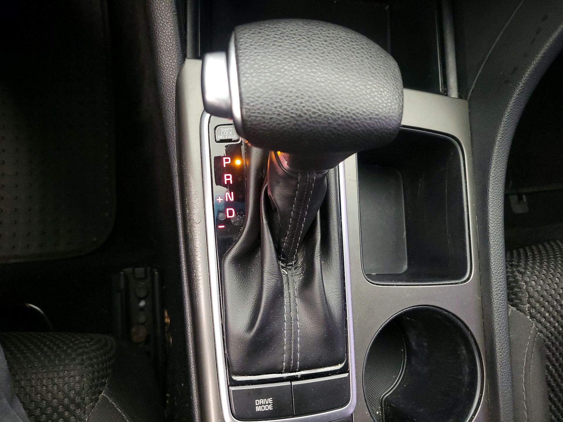 Thumbnail: 2019 Kia Optima - 17