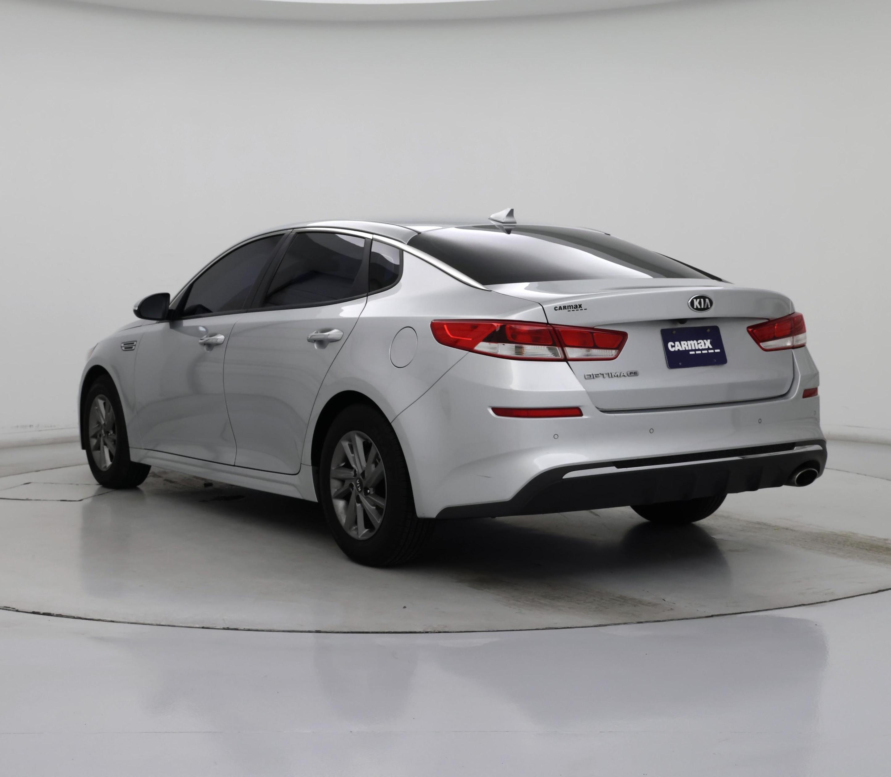 Thumbnail: 2019 Kia Optima - 2