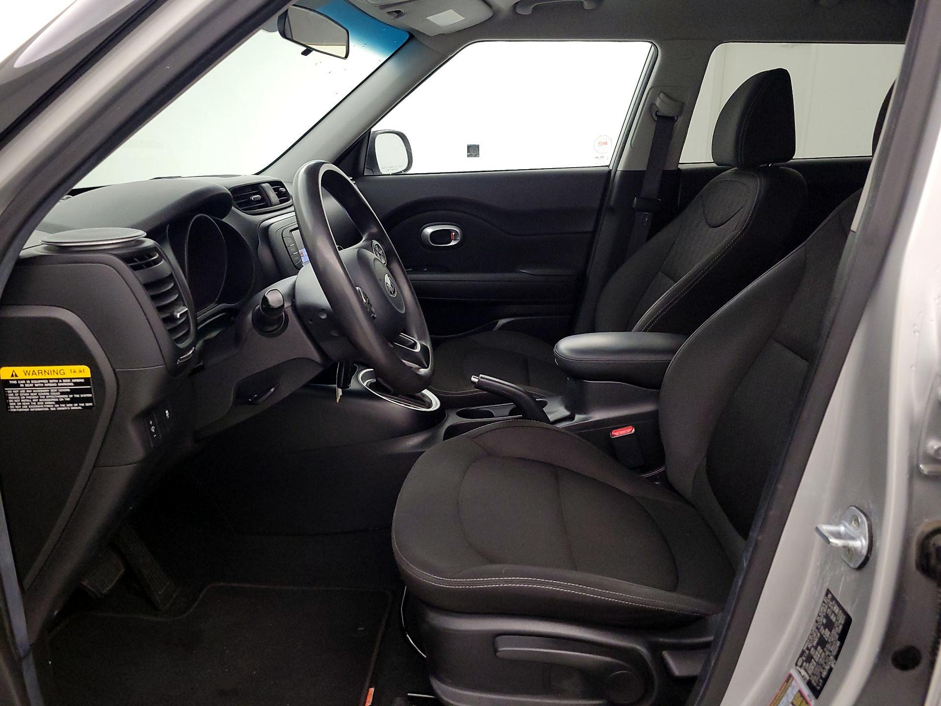 Thumbnail: 2019 Kia Soul - 11