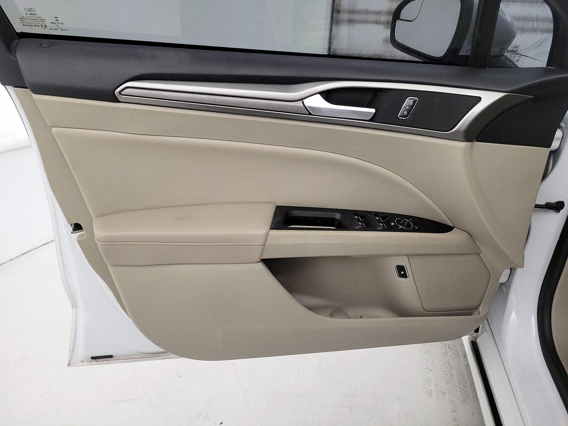 Thumbnail: 2018 Ford Fusion - 12