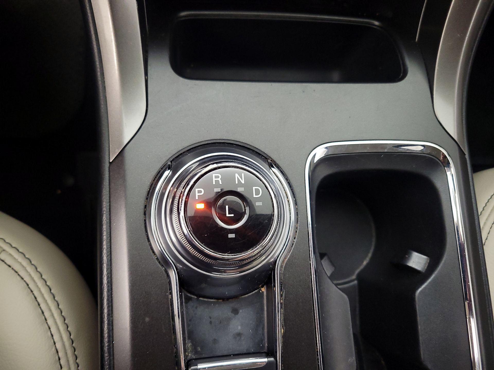 Thumbnail: 2018 Ford Fusion - 17