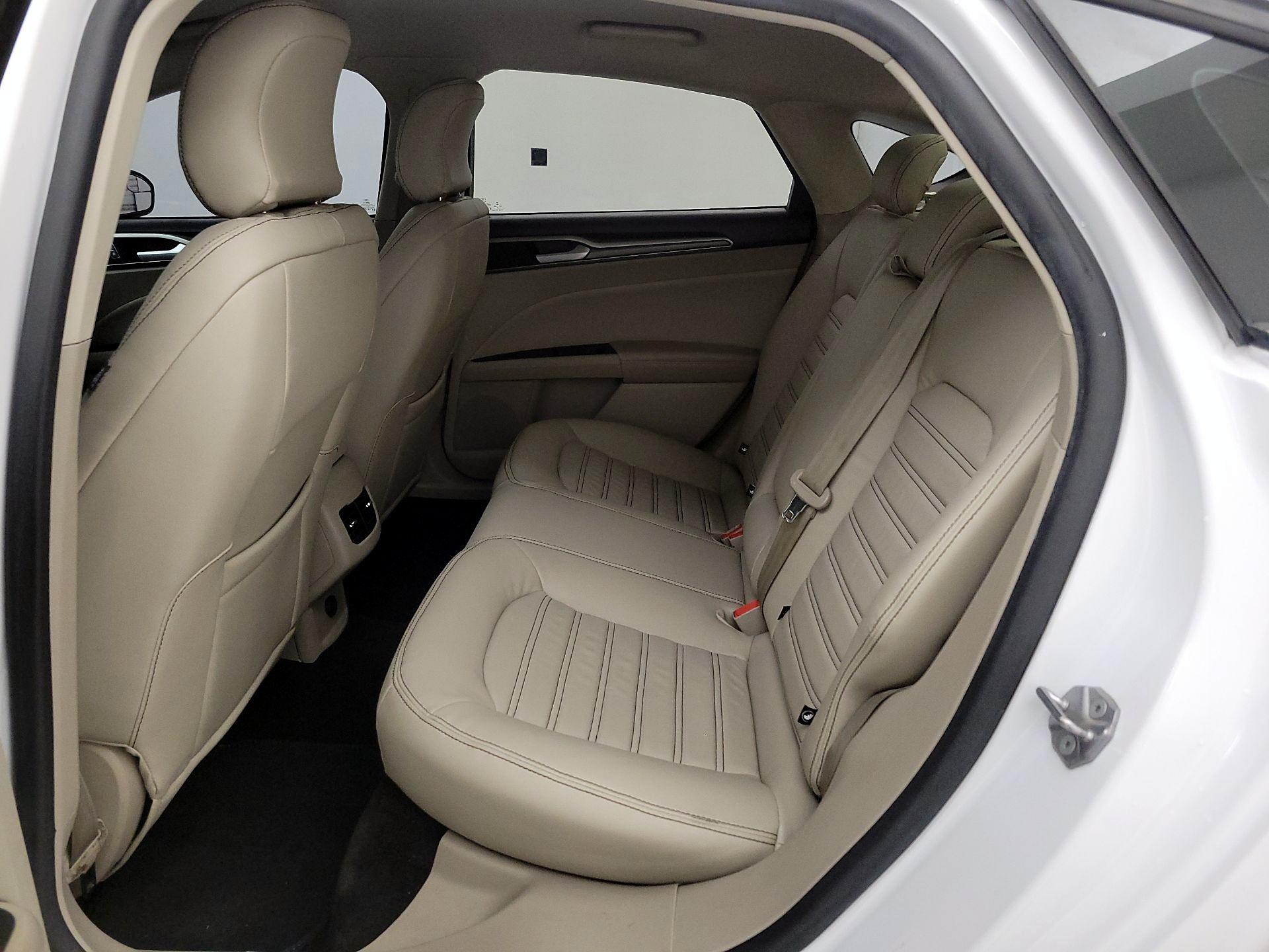 Thumbnail: 2018 Ford Fusion - 19