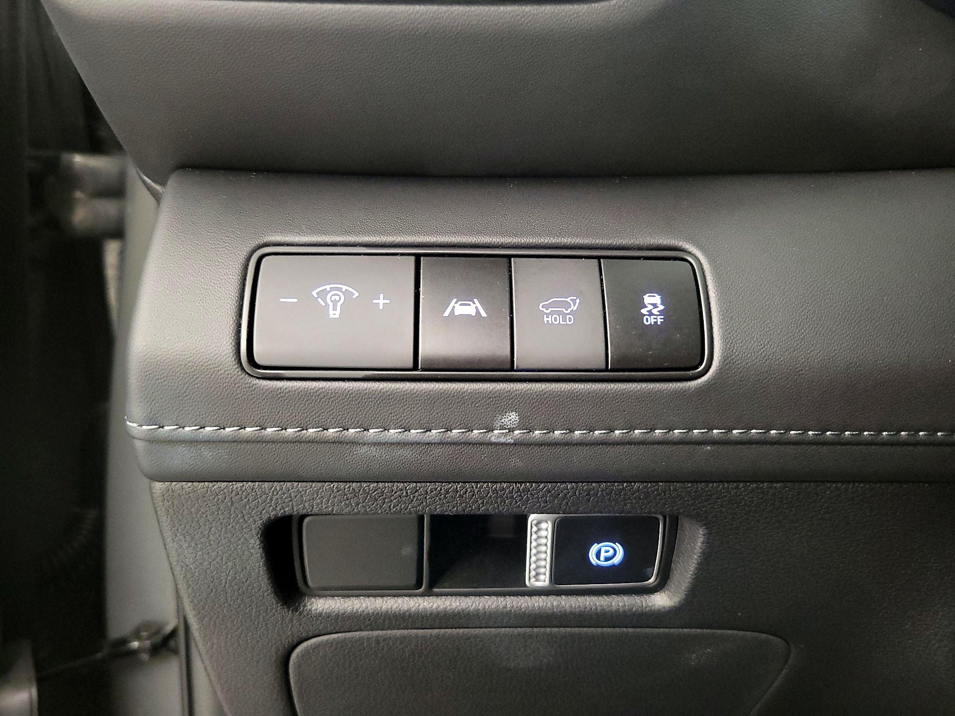 Thumbnail: 2022 Hyundai Santa Fe - 13