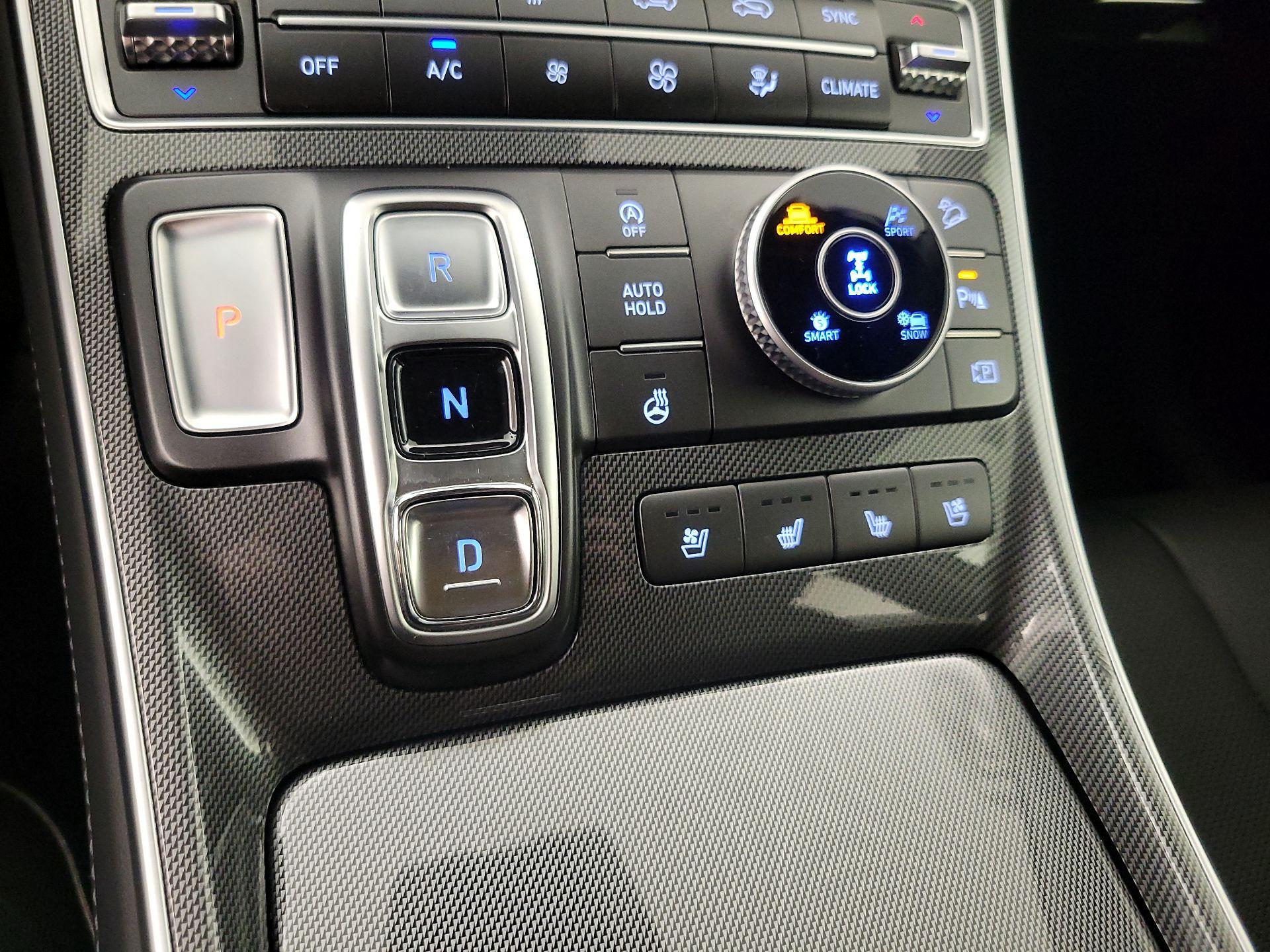 Thumbnail: 2022 Hyundai Santa Fe - 18