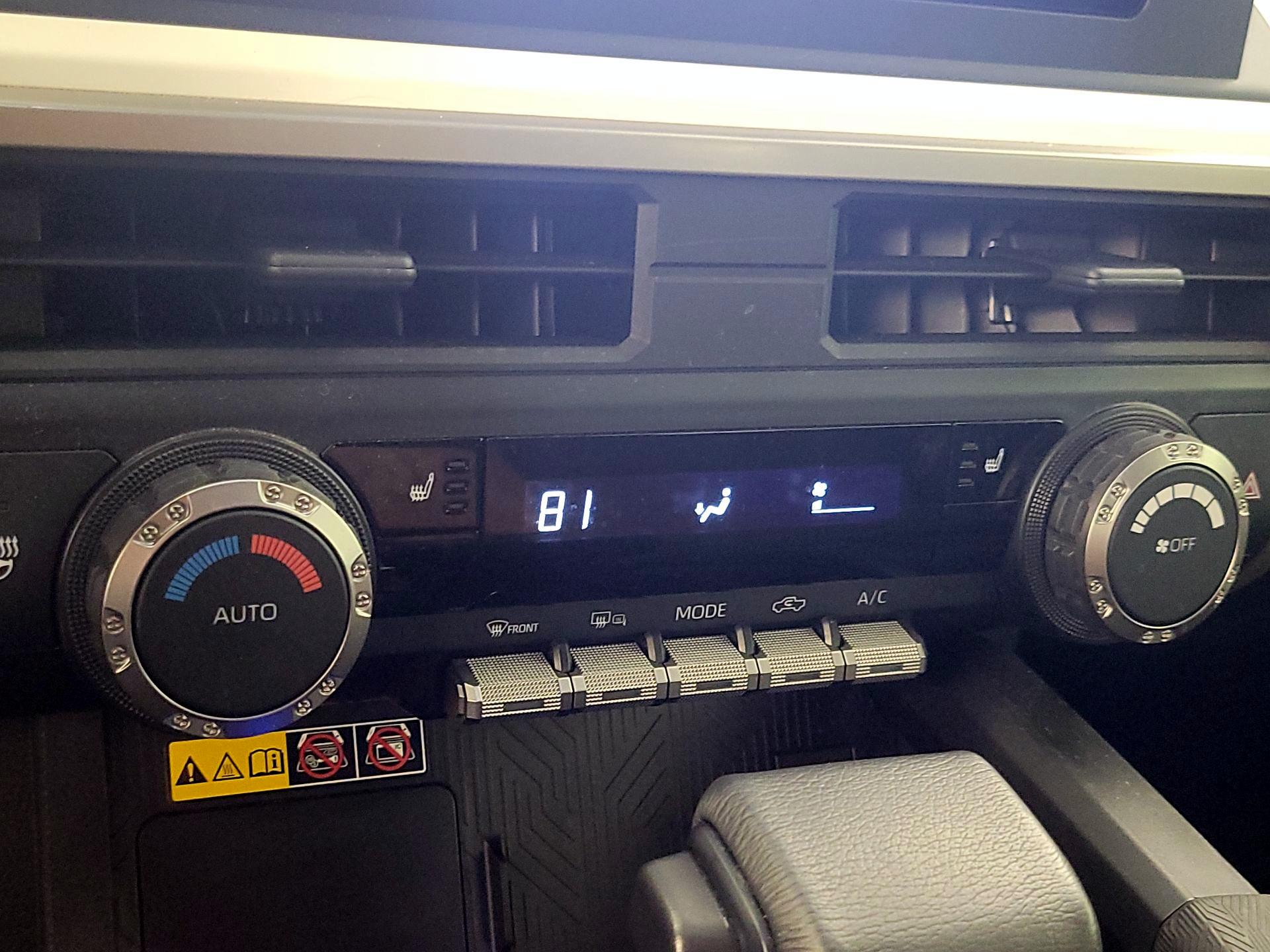 Thumbnail: 2024 Toyota Tacoma - 16