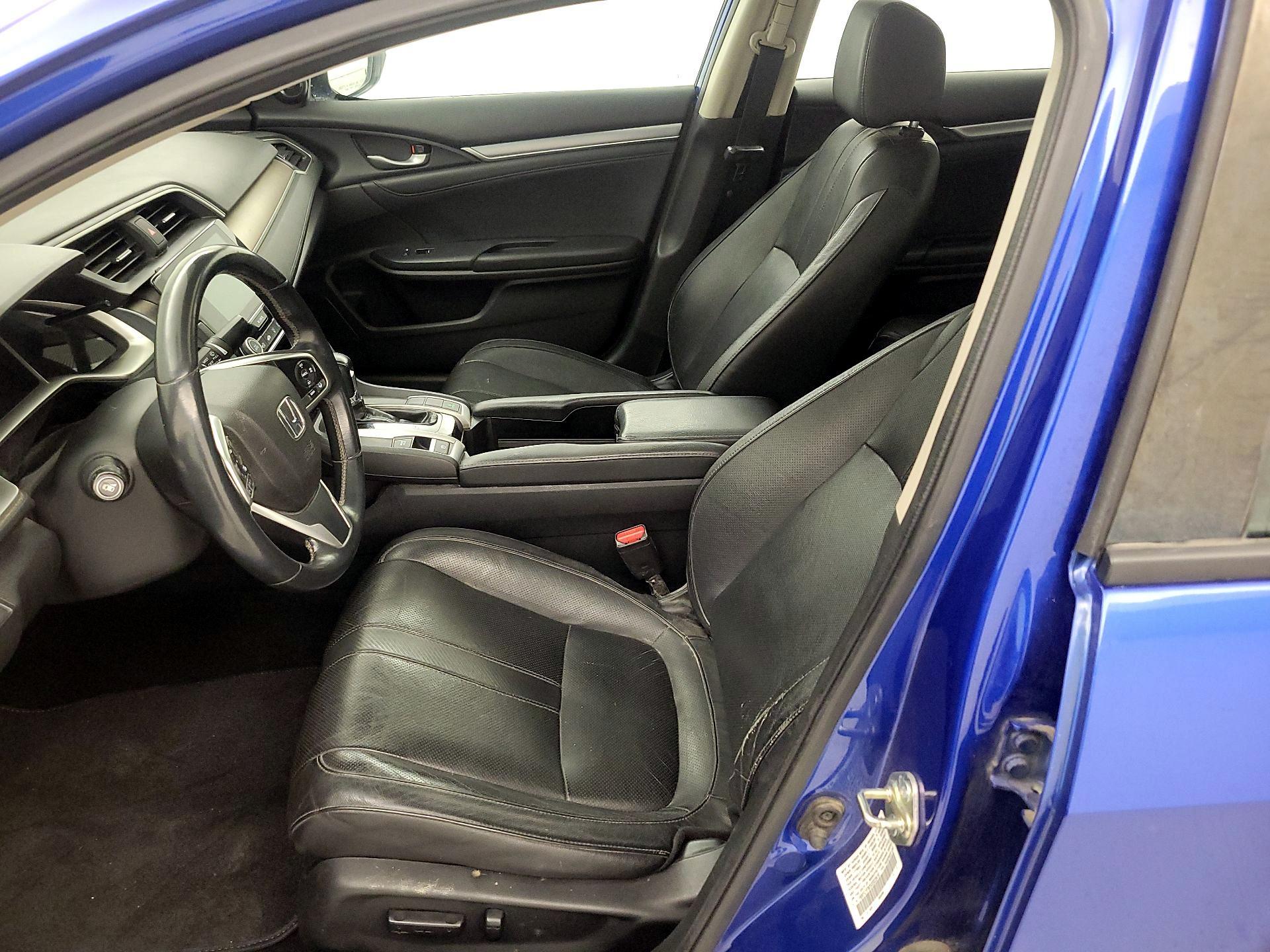 Thumbnail: 2016 Honda Civic - 11