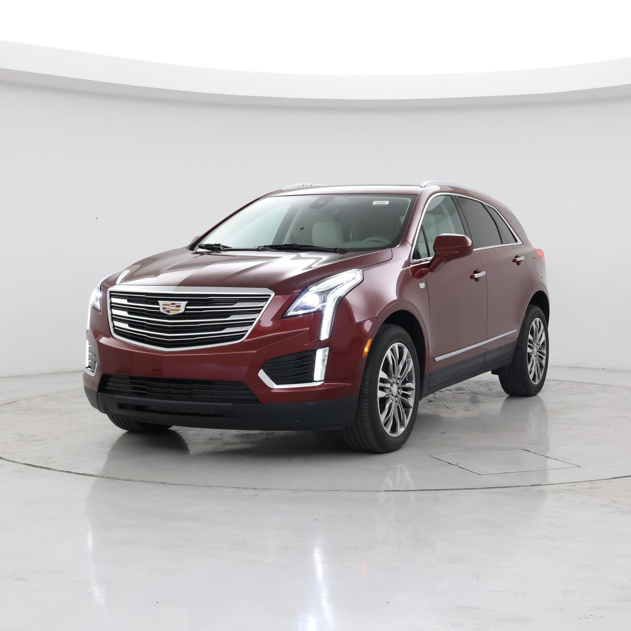 Thumbnail: 2017 Cadillac XT5 - 4
