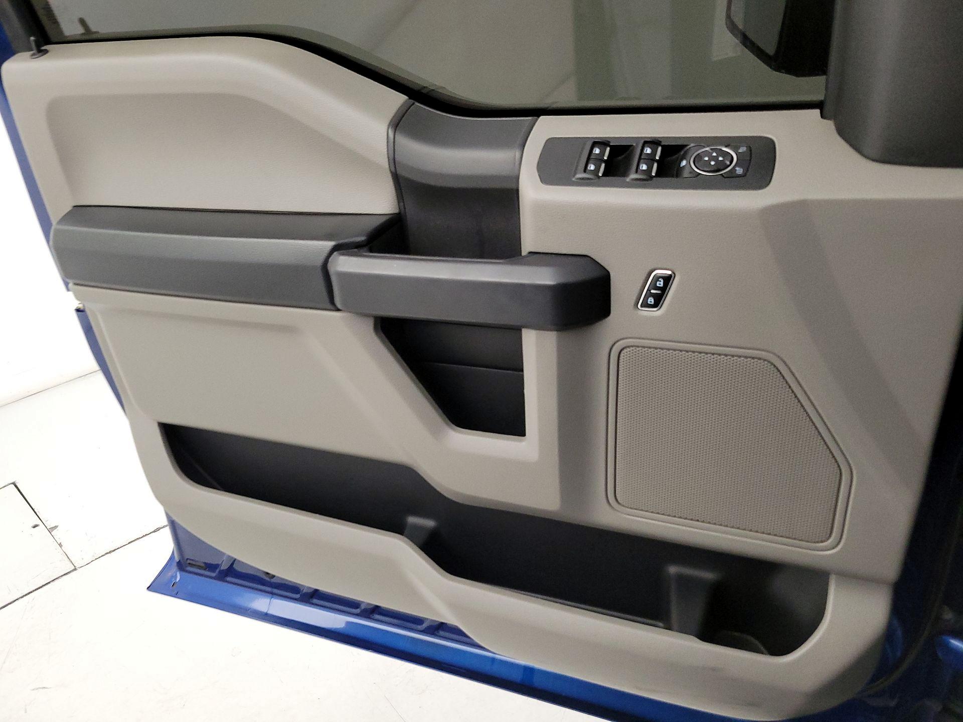 Thumbnail: 2017 Ford F-150 - 12