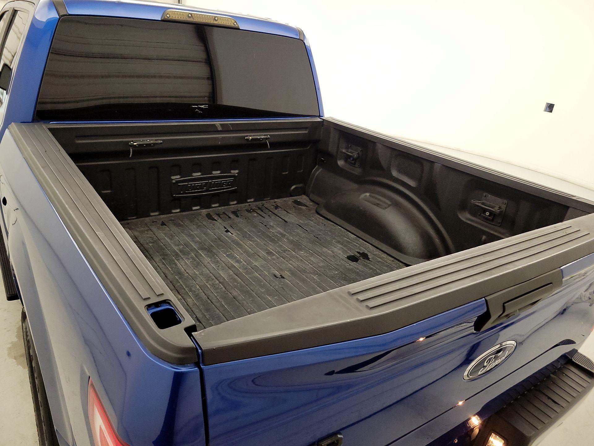 Thumbnail: 2017 Ford F-150 - 20