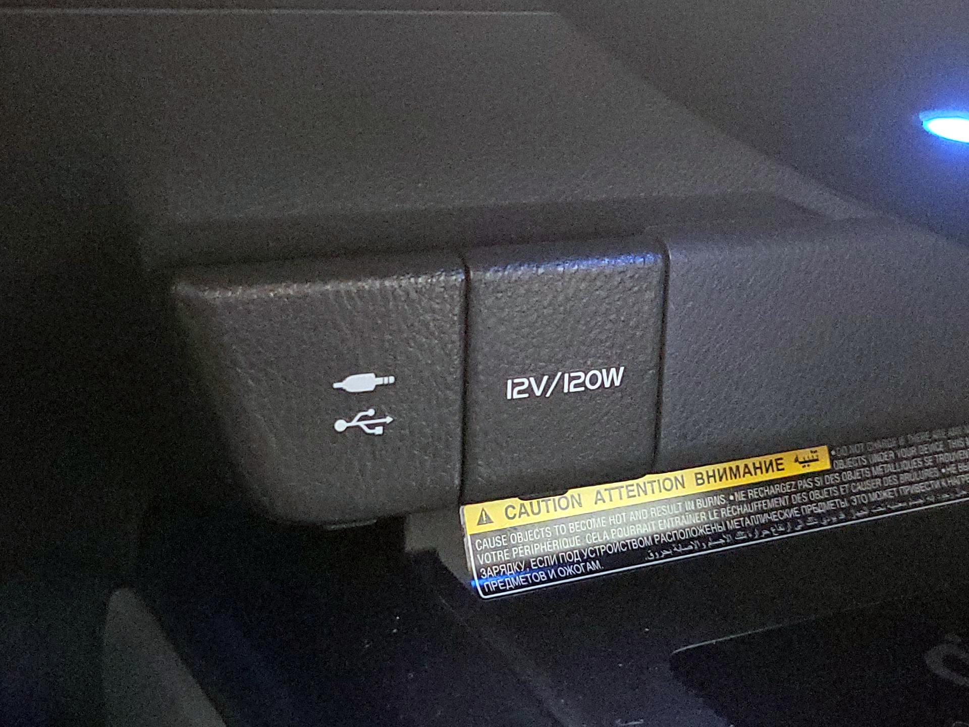 Thumbnail: 2018 Toyota Camry - 18