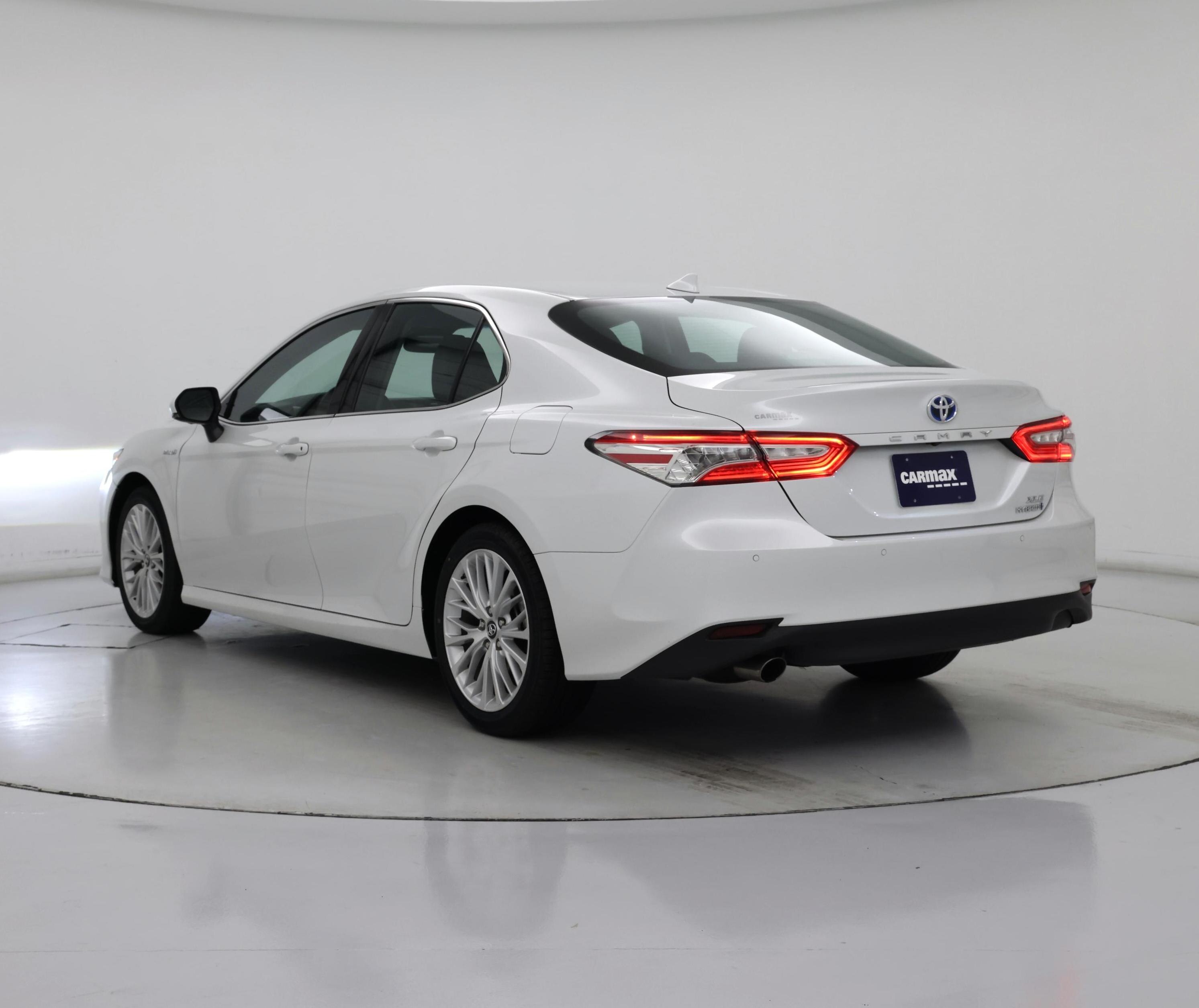 Thumbnail: 2018 Toyota Camry - 2