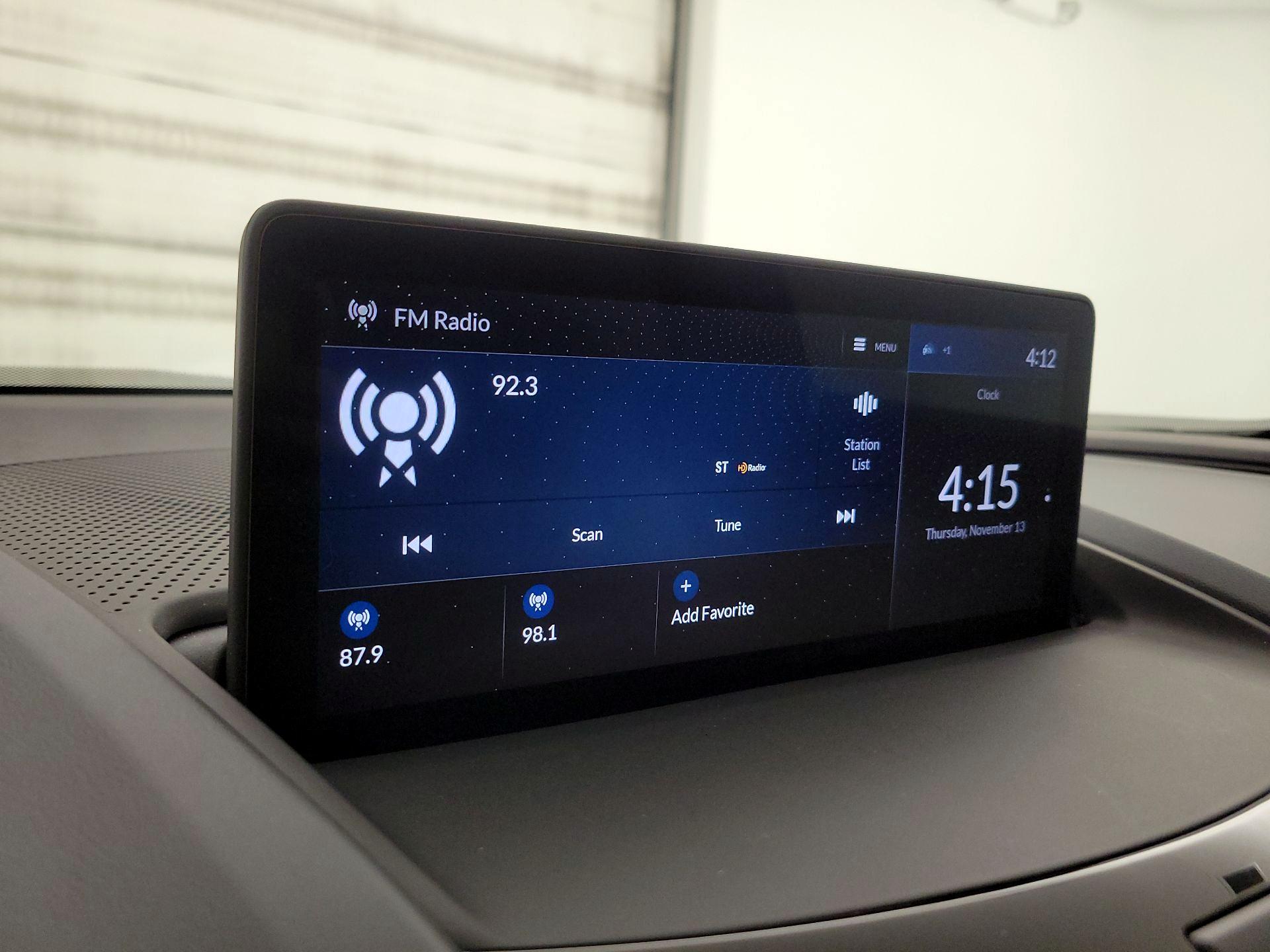 Thumbnail: 2025 Acura RDX - 15