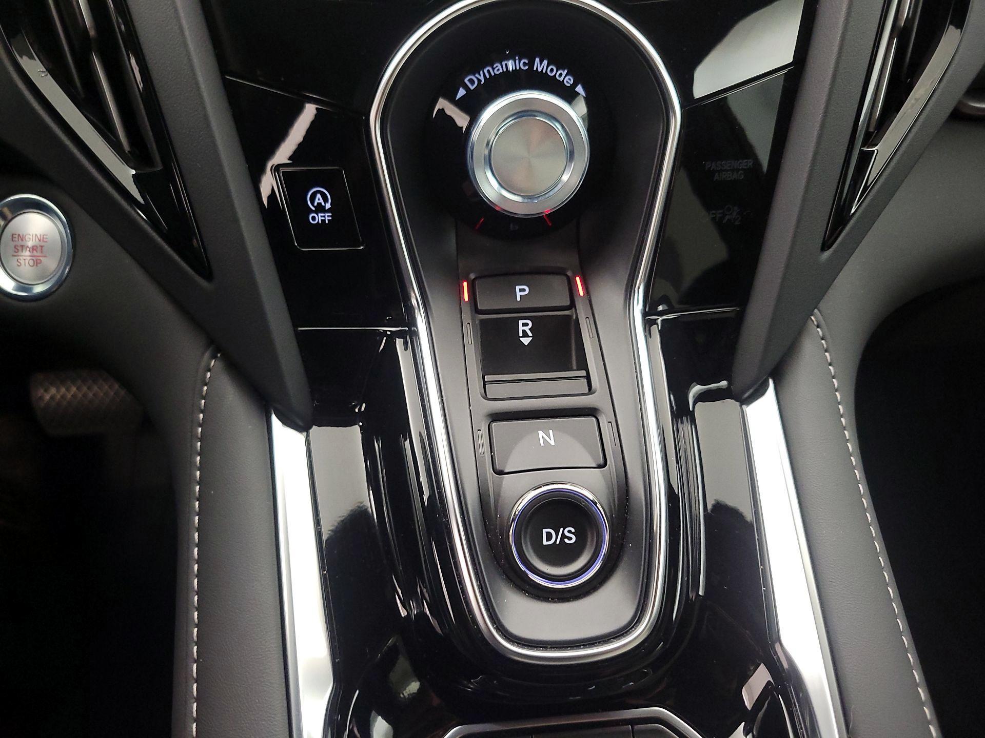 Thumbnail: 2025 Acura RDX - 17