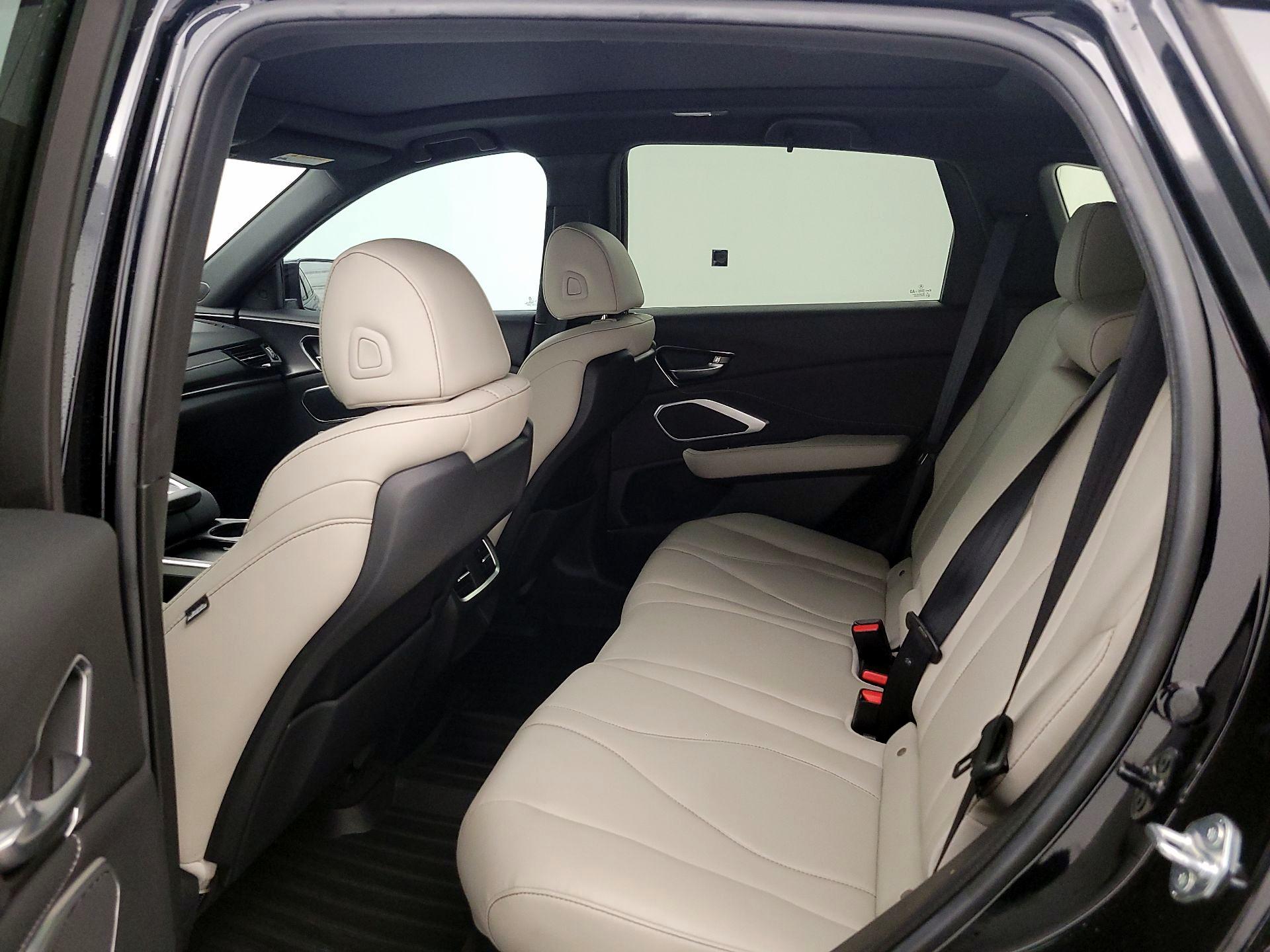 Thumbnail: 2025 Acura RDX - 20