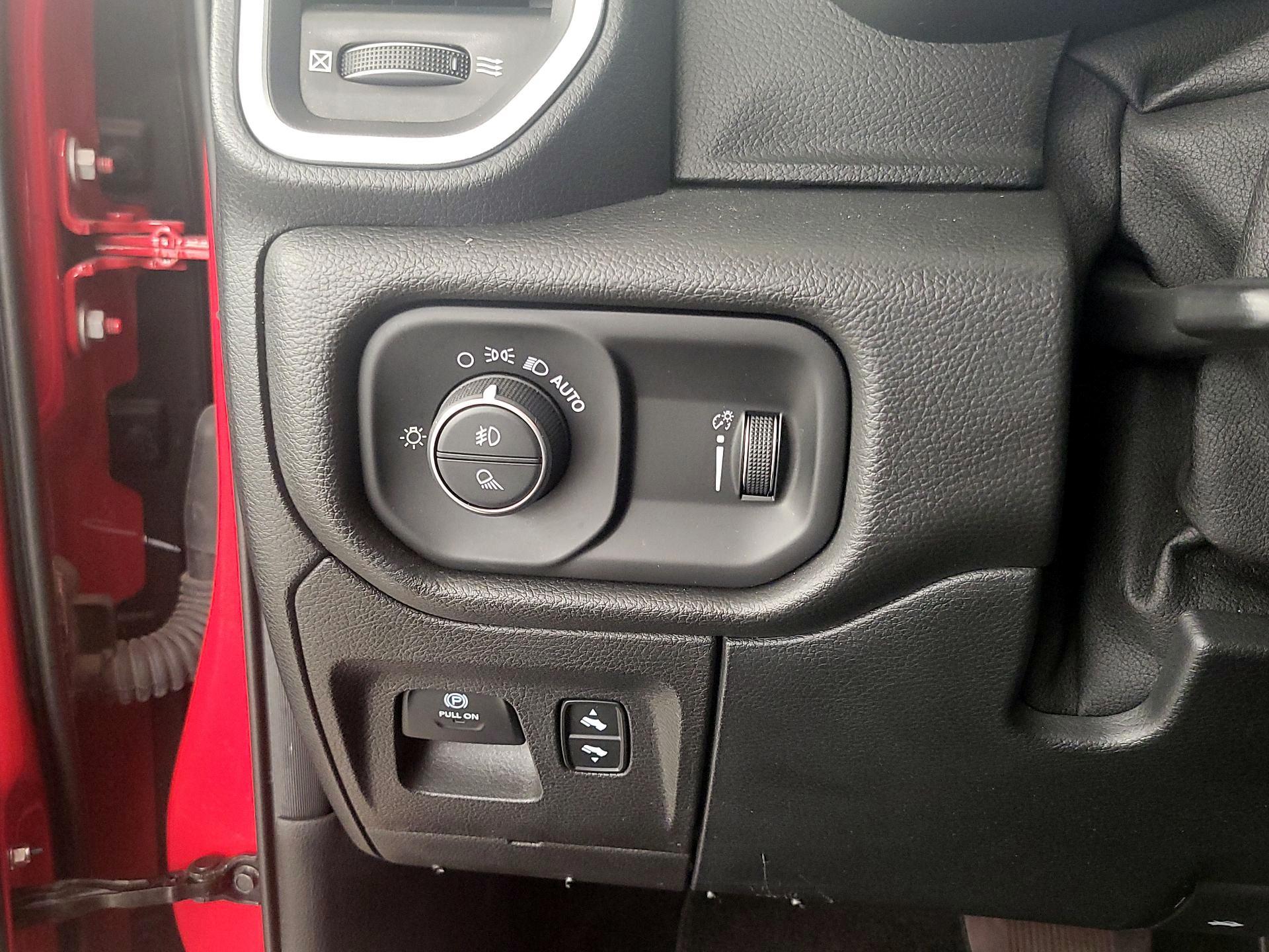 Thumbnail: 2021 RAM 1500 - 13