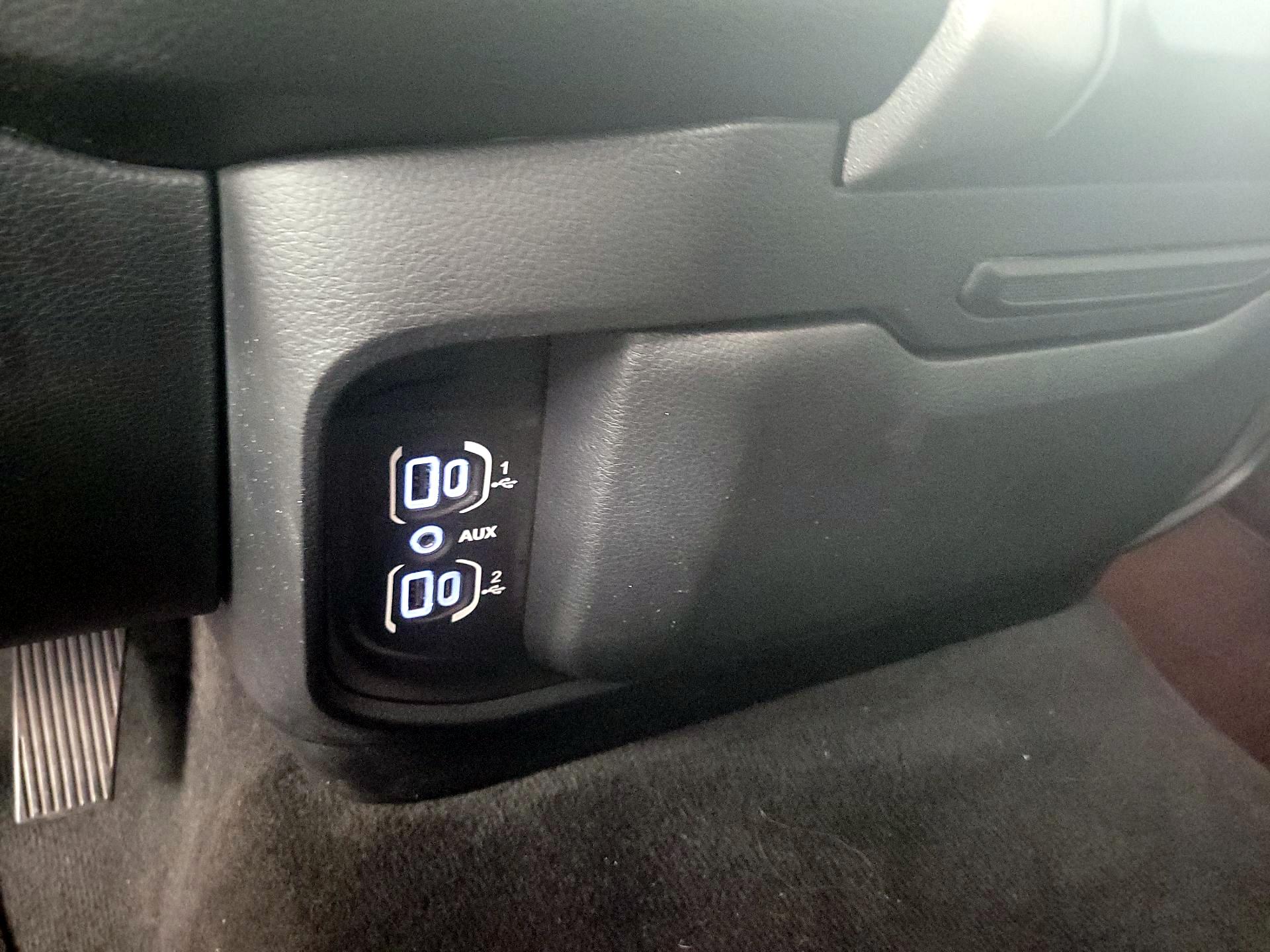 Thumbnail: 2021 RAM 1500 - 18