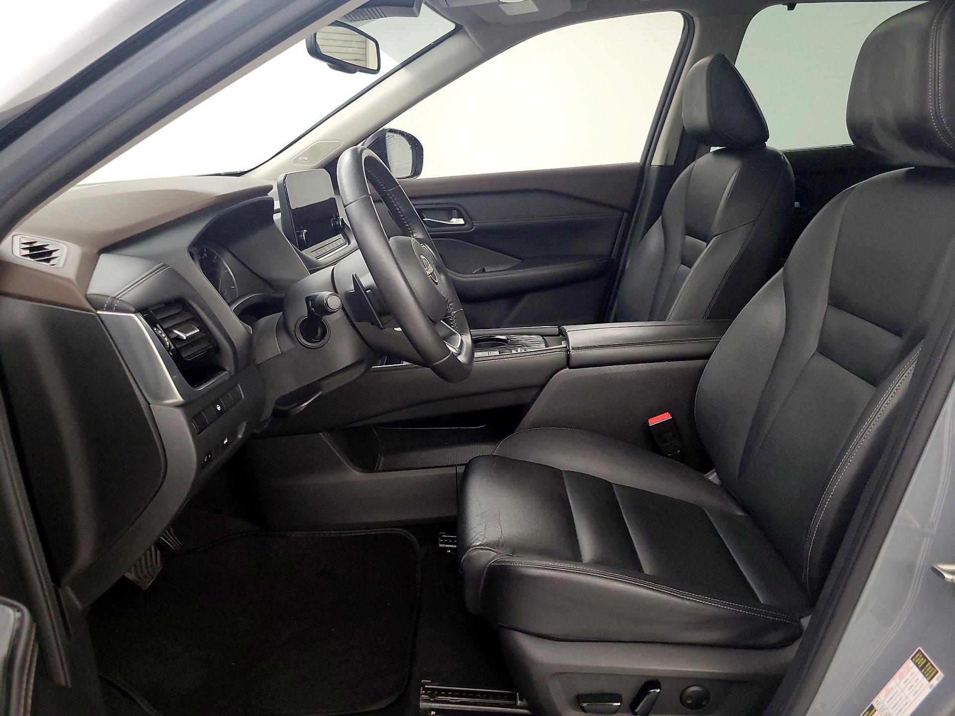 Thumbnail: 2022 Nissan Rogue - 11