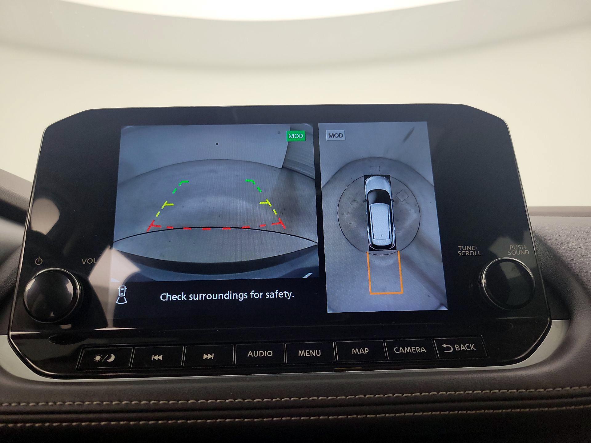 Thumbnail: 2022 Nissan Rogue - 15