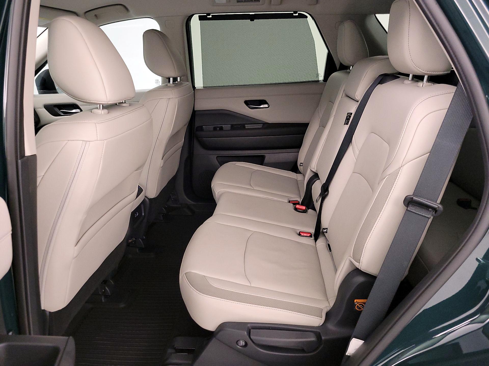 Thumbnail: 2025 Nissan Pathfinder - 20