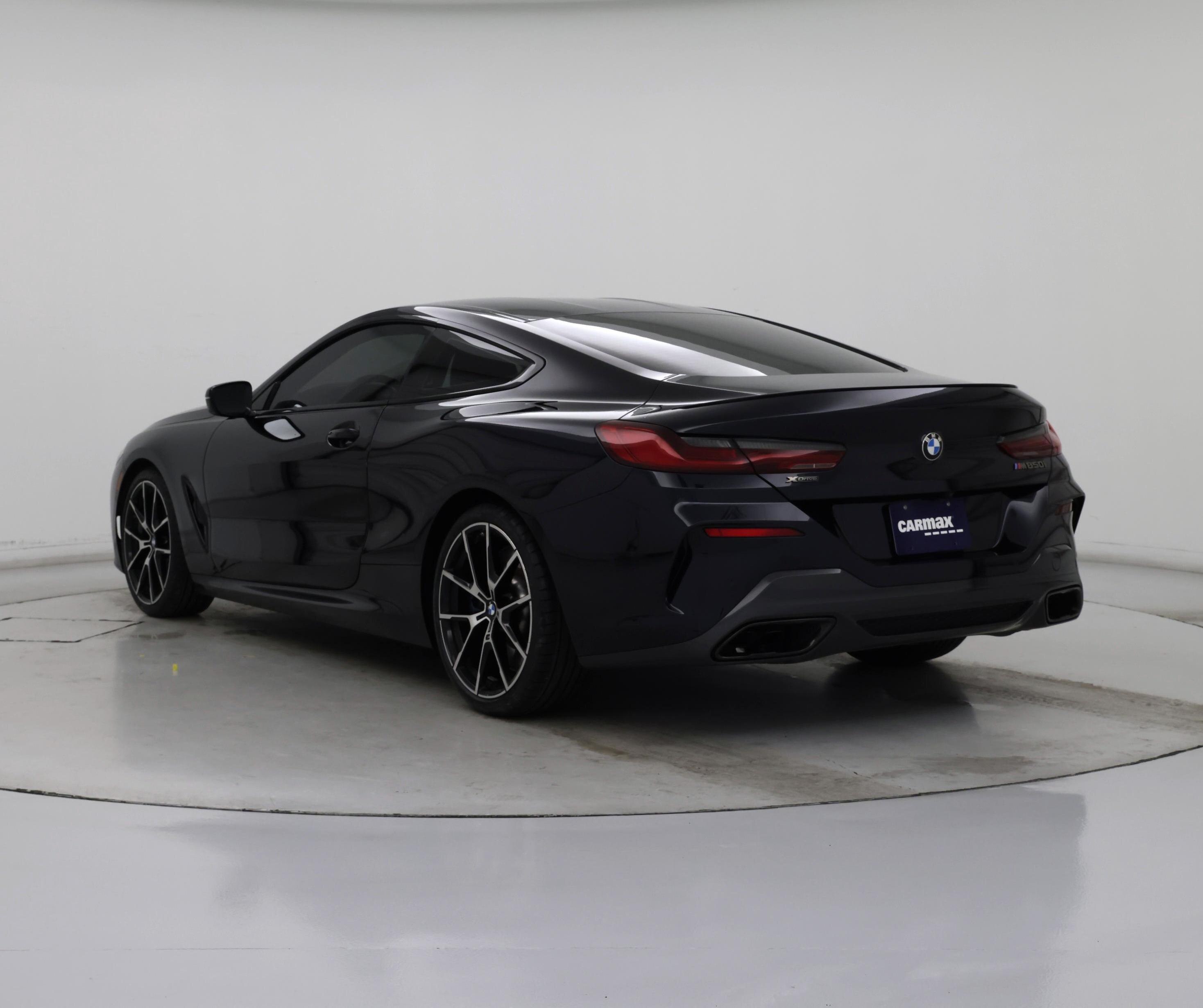 Thumbnail: 2022 BMW 8 Series - 2