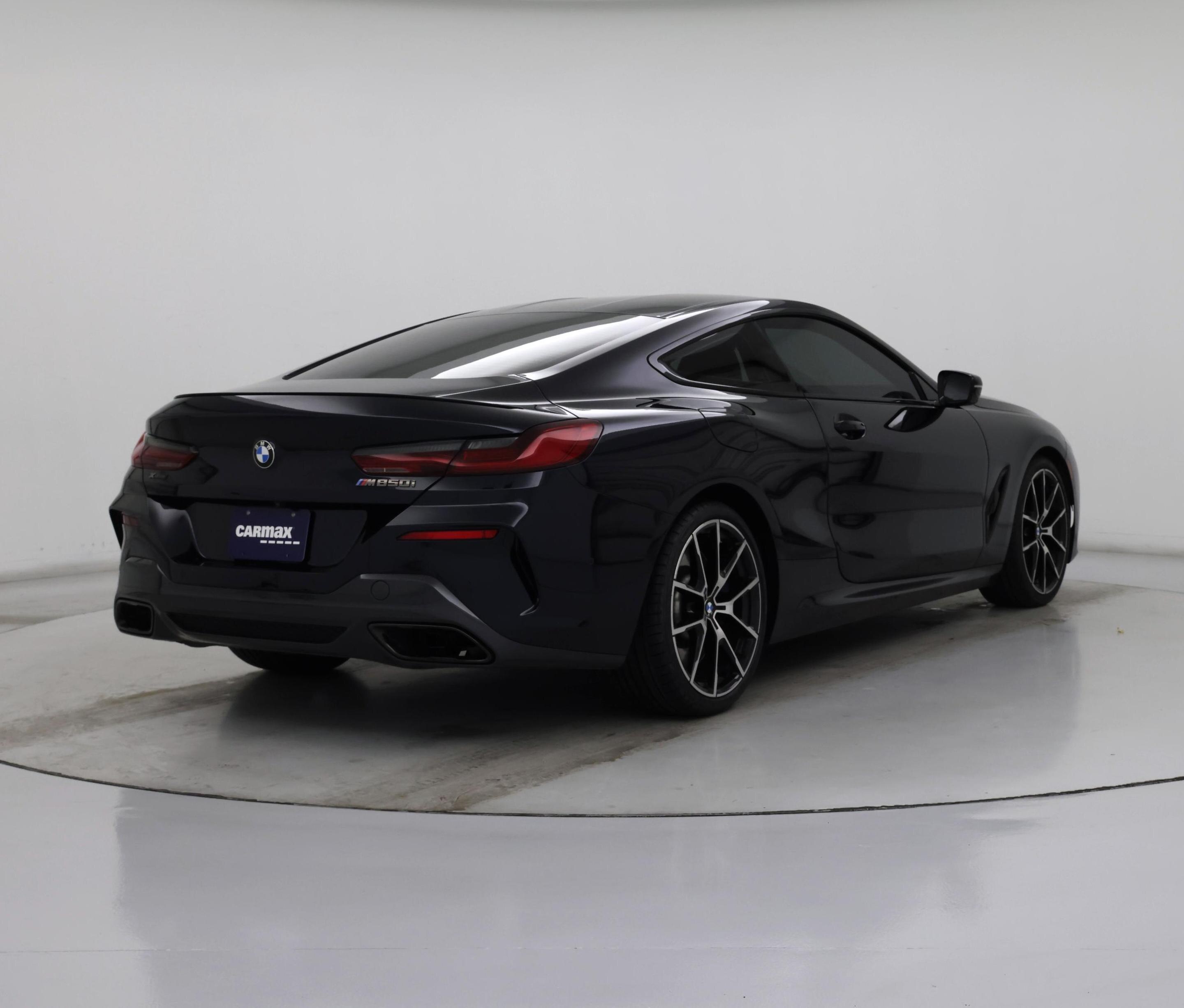 Thumbnail: 2022 BMW 8 Series - 8