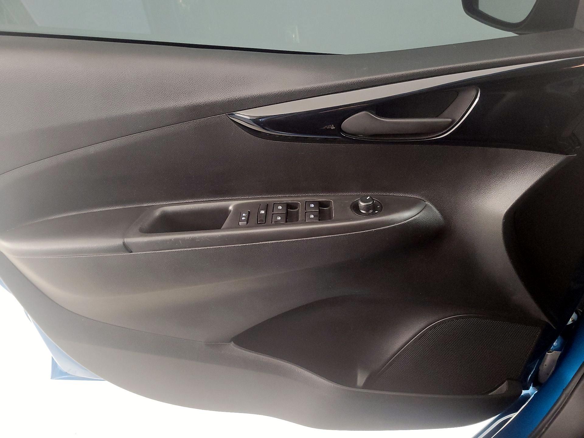 Thumbnail: 2020 Chevrolet Spark - 12