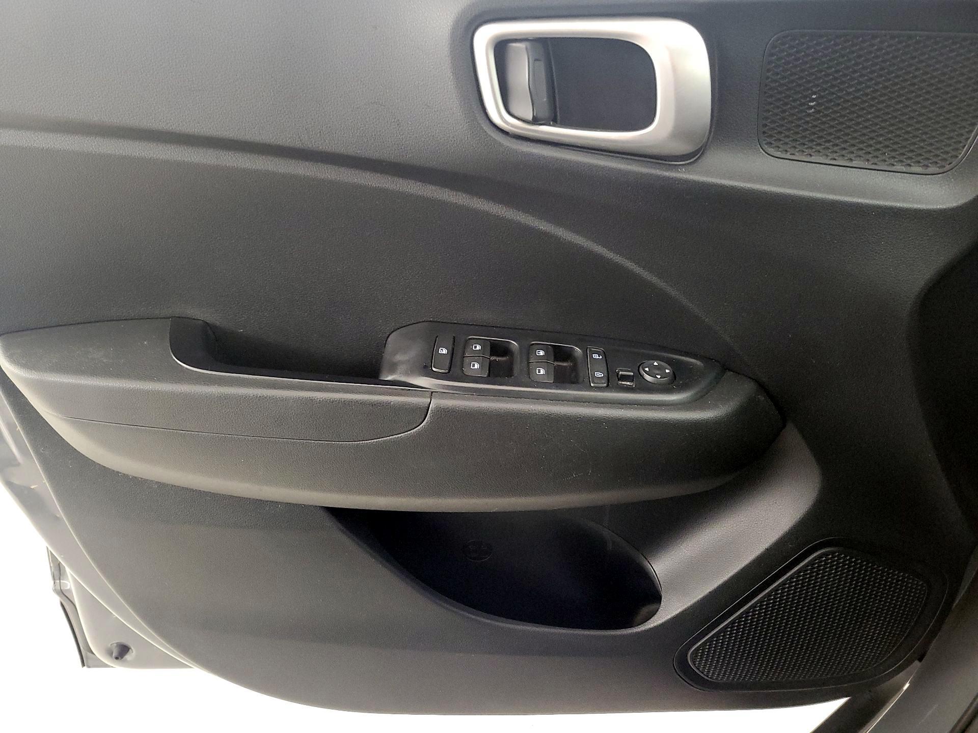 Thumbnail: 2020 Hyundai Venue - 12