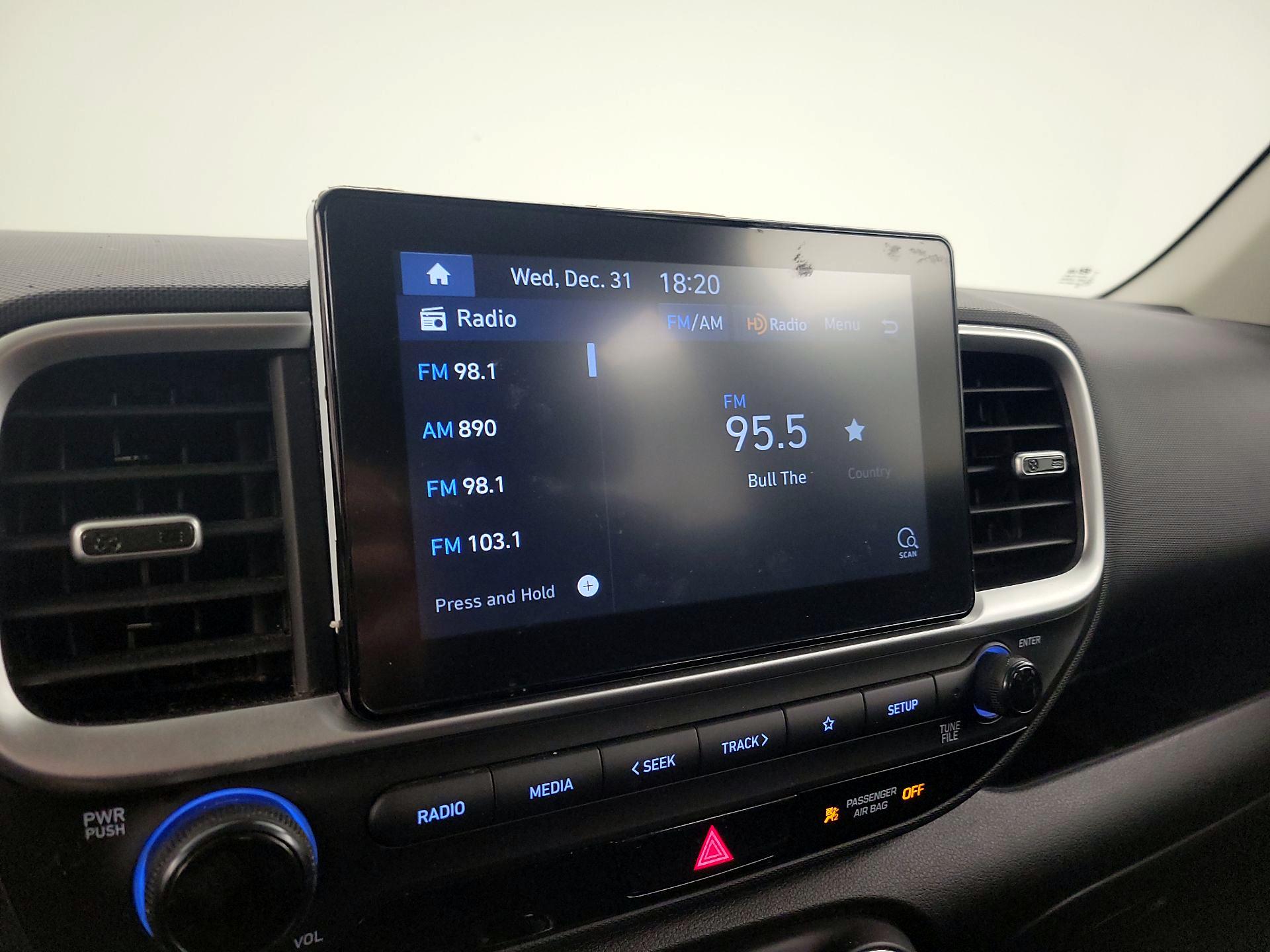 Thumbnail: 2020 Hyundai Venue - 15