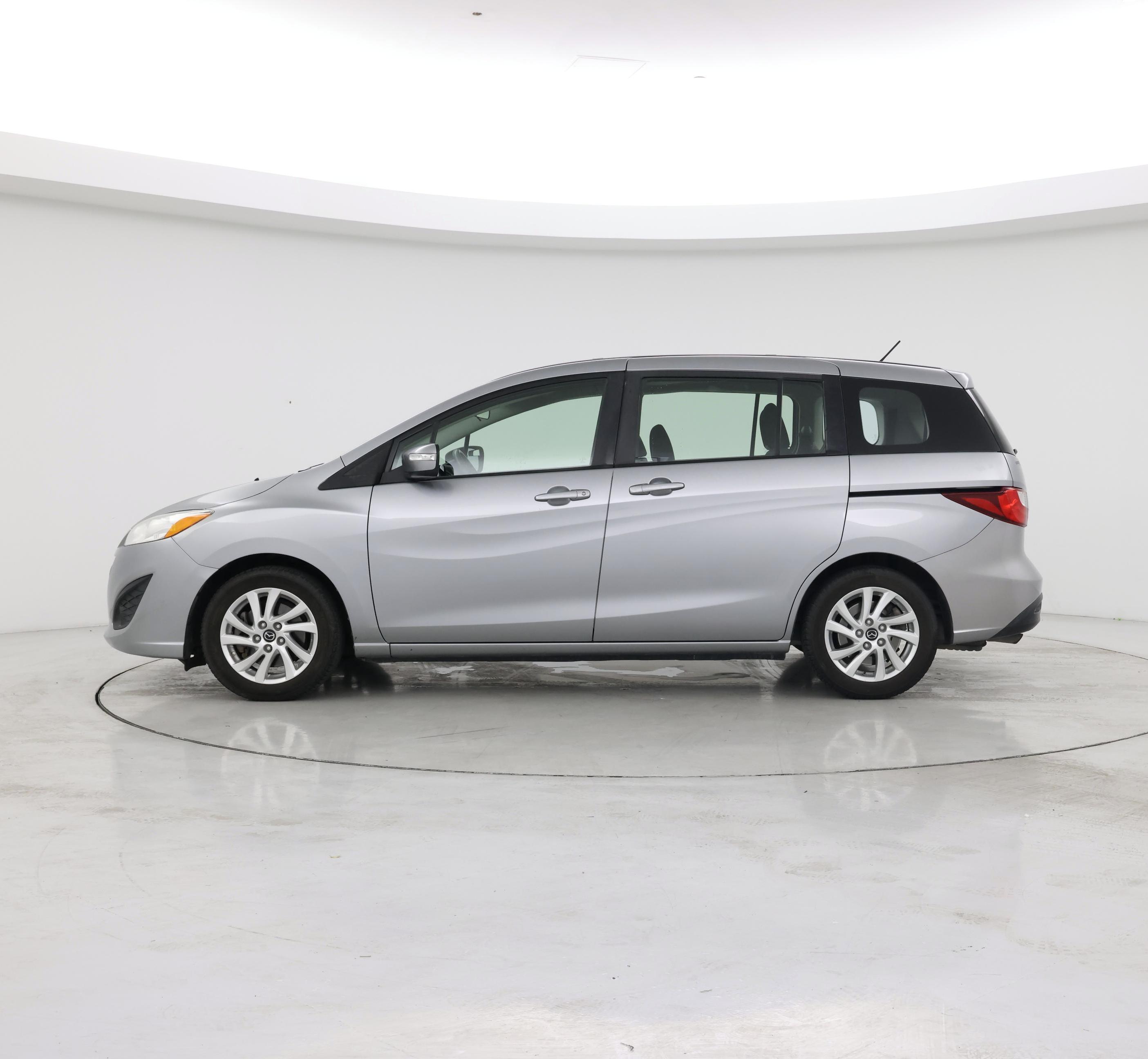 Thumbnail: 2014 Mazda Mazda5 - 3