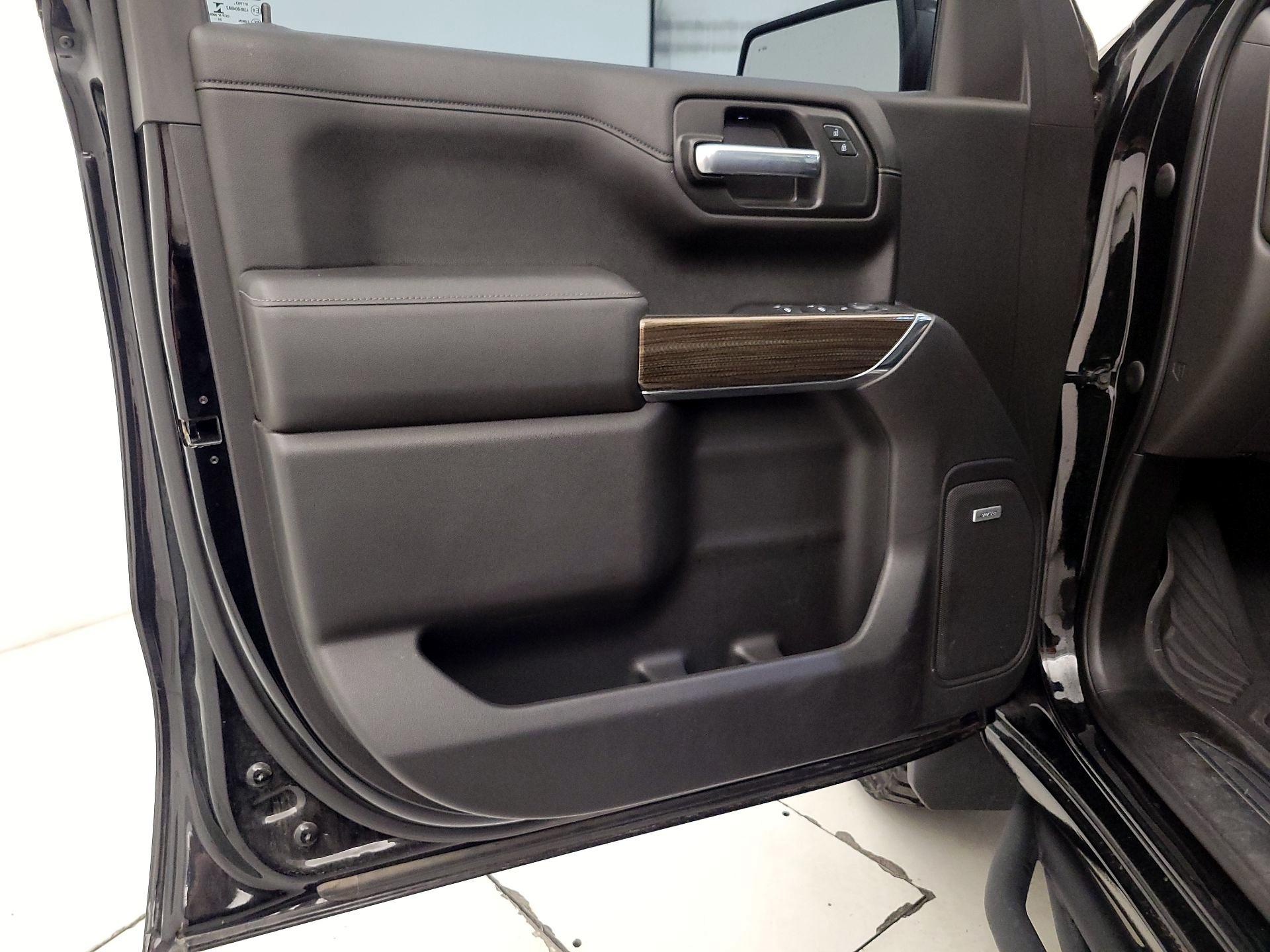 Thumbnail: 2021 Chevrolet Silverado 1500 - 12