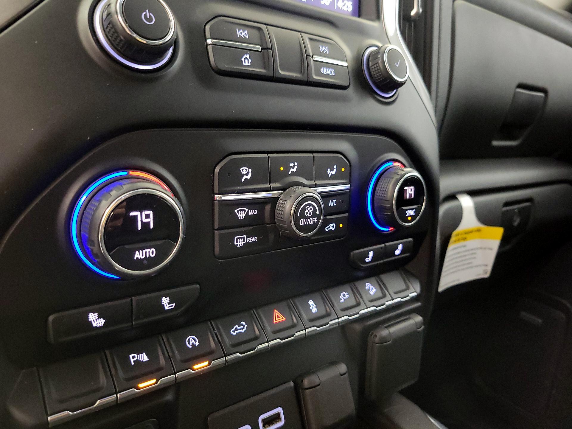 Thumbnail: 2021 Chevrolet Silverado 1500 - 16