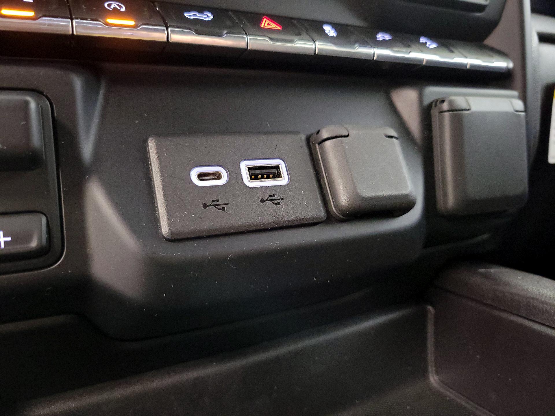 Thumbnail: 2021 Chevrolet Silverado 1500 - 18