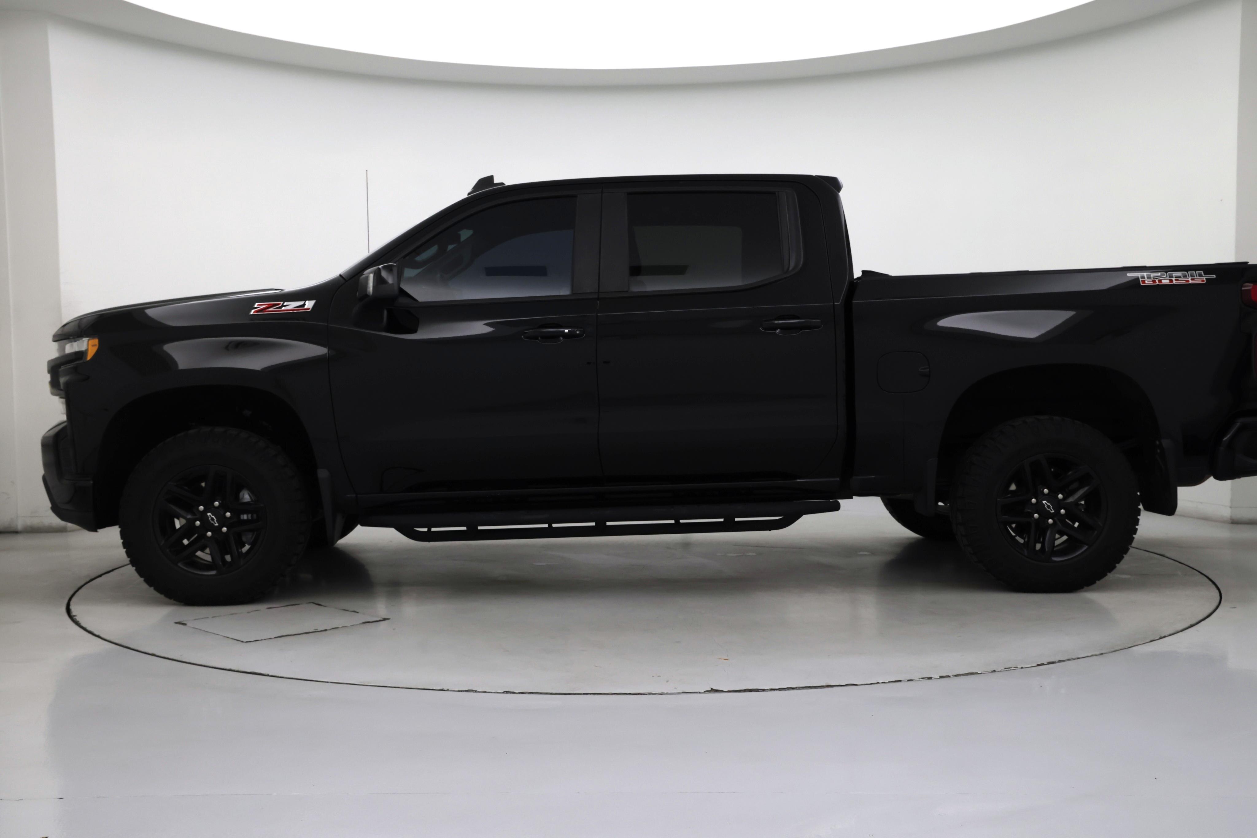 Thumbnail: 2021 Chevrolet Silverado 1500 - 3