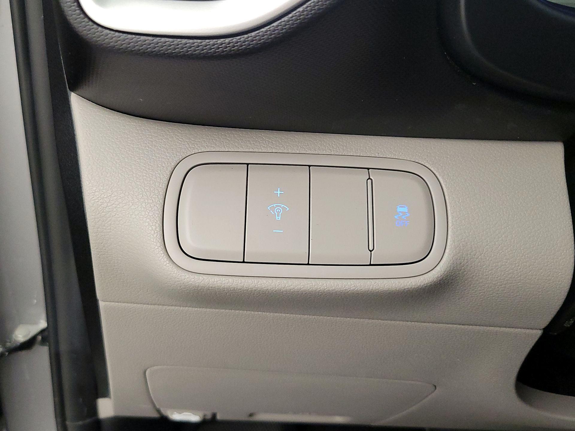 Thumbnail: 2025 Hyundai Venue - 13