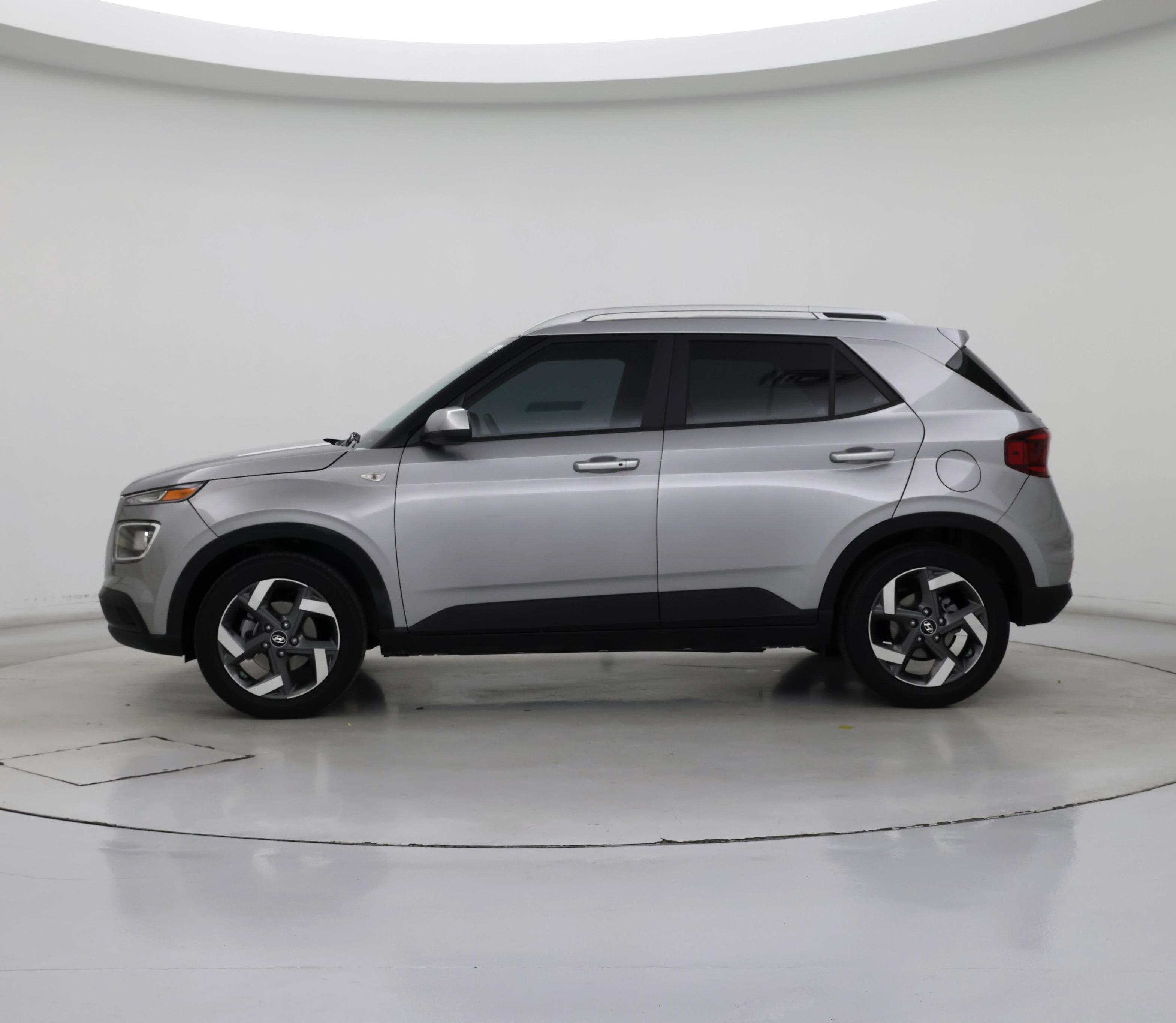 Thumbnail: 2025 Hyundai Venue - 3