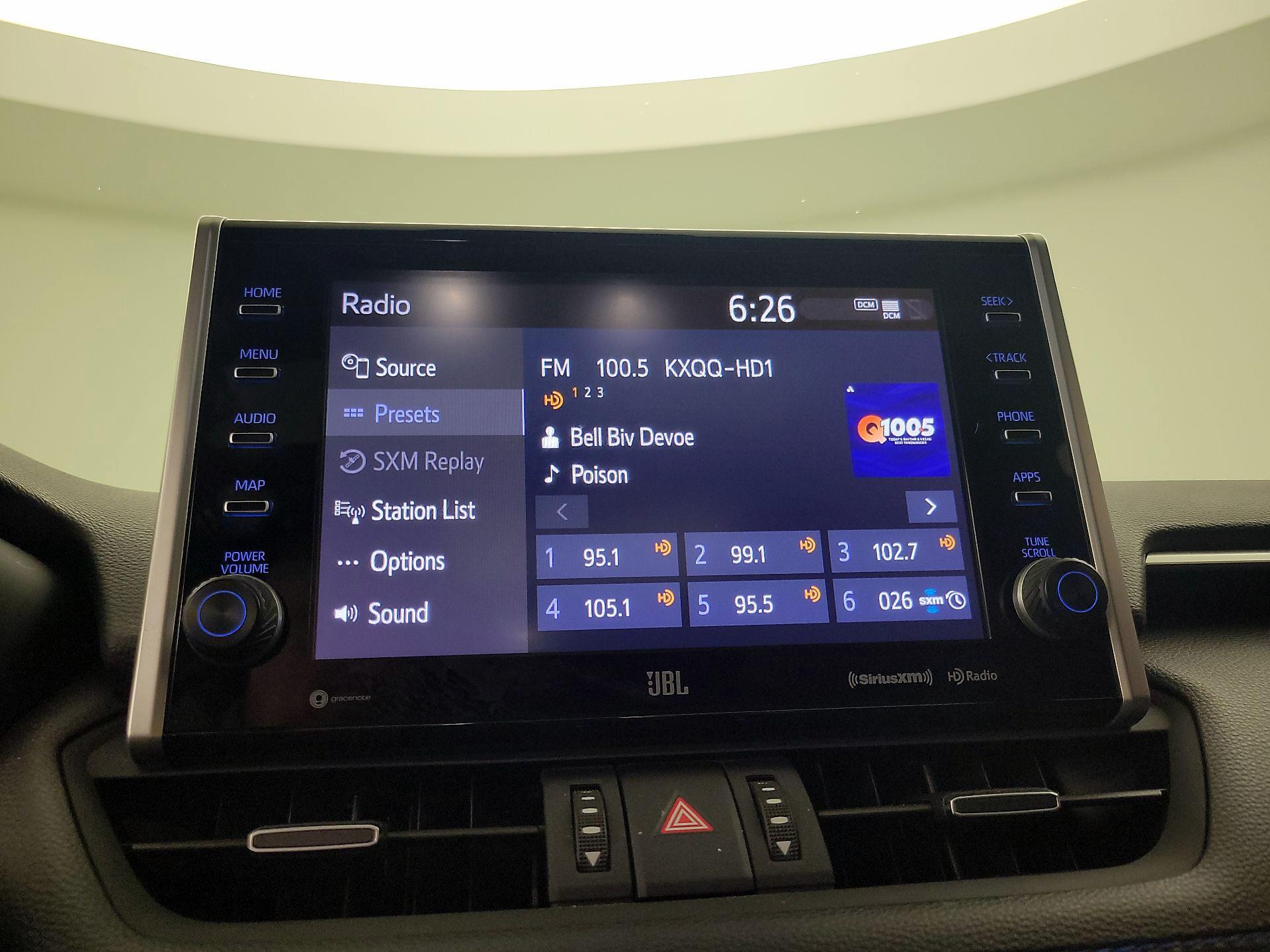 Thumbnail: 2022 Toyota RAV4 - 15