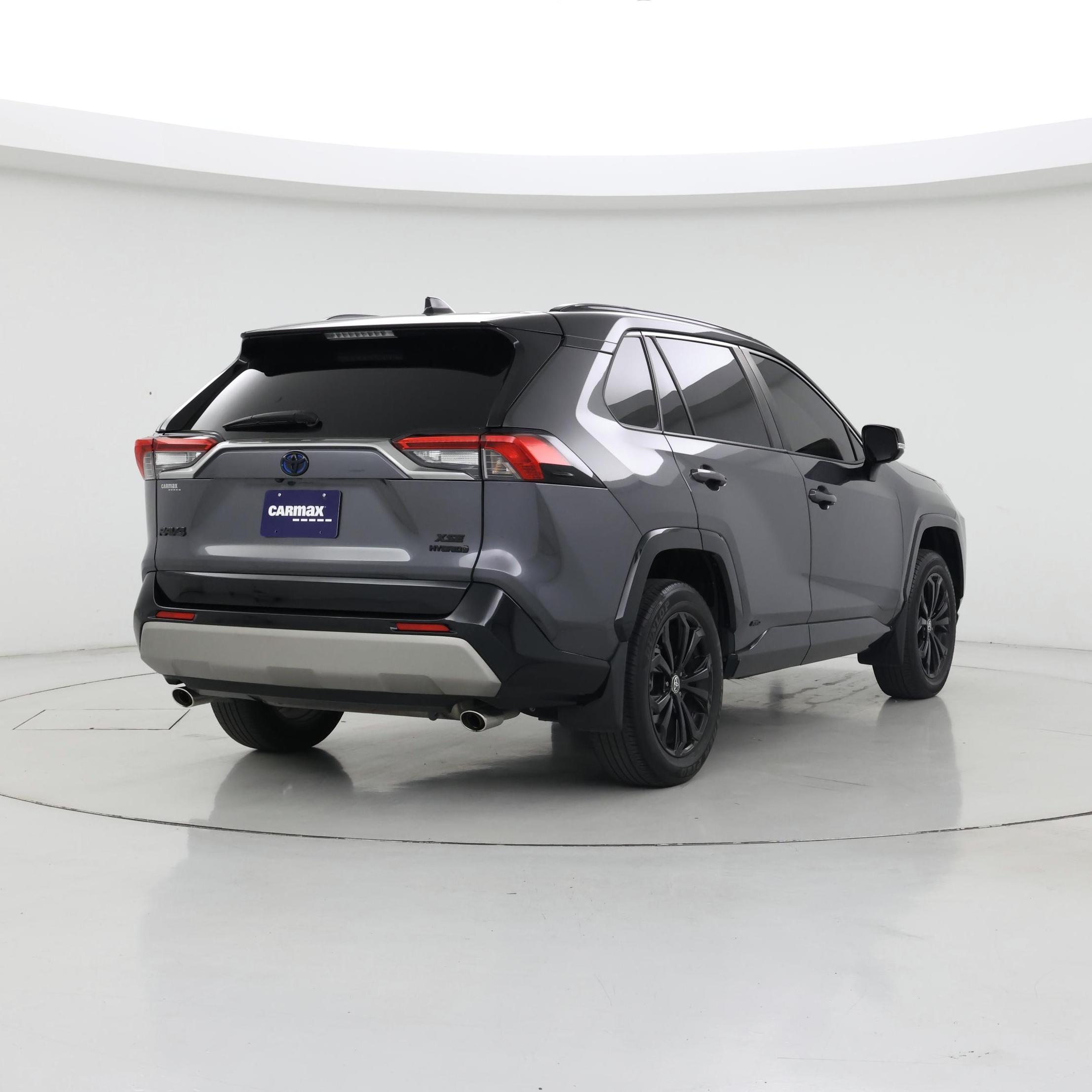 Thumbnail: 2022 Toyota RAV4 - 8