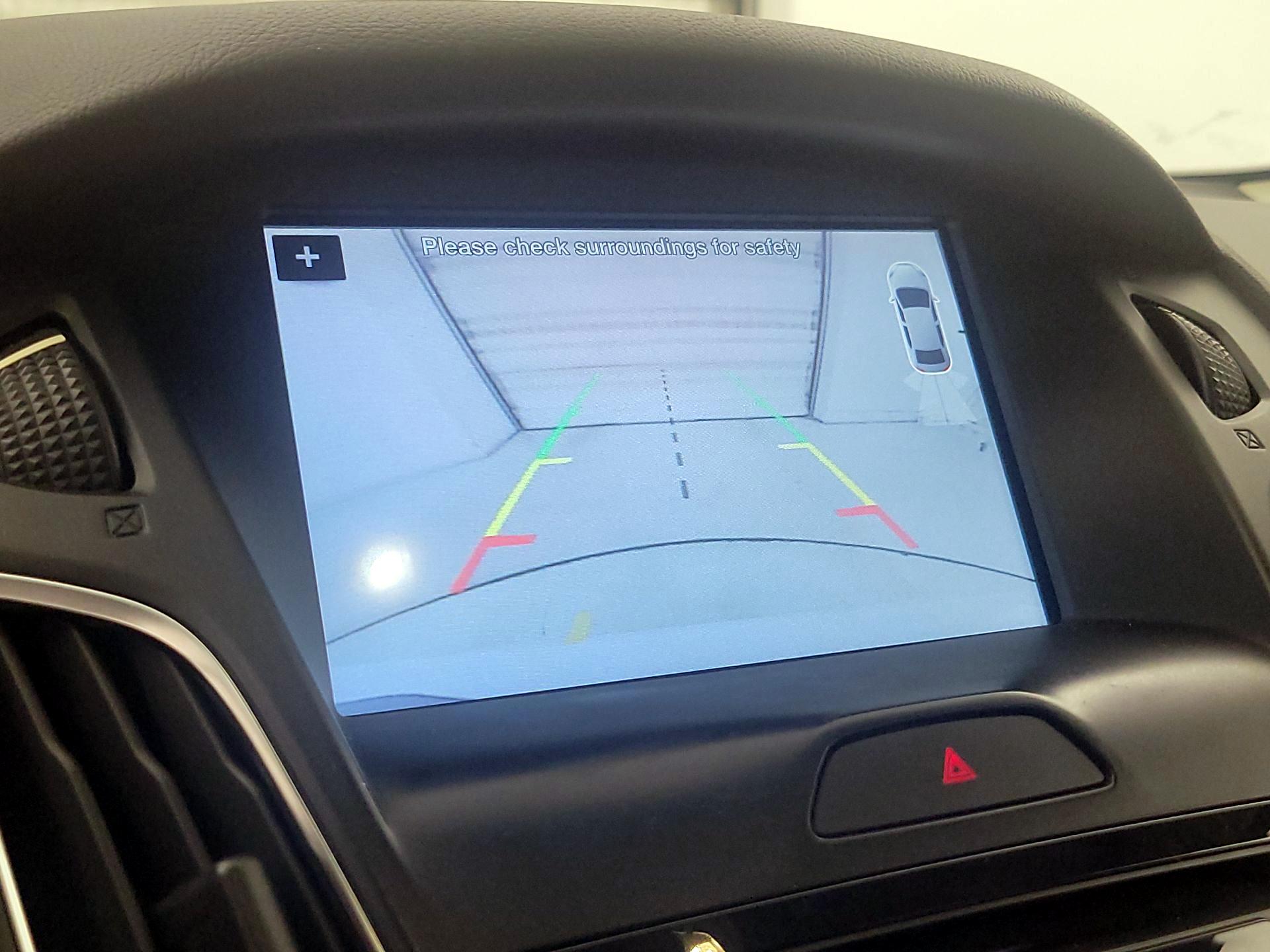 Thumbnail: 2016 Ford Focus - 14