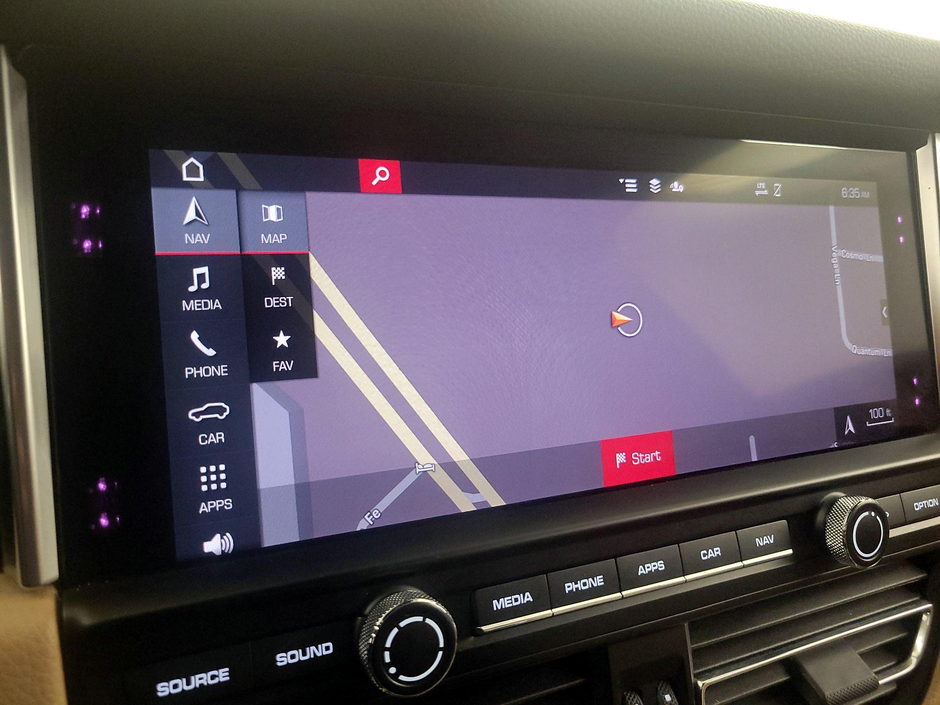 Thumbnail: 2020 Porsche Macan - 14