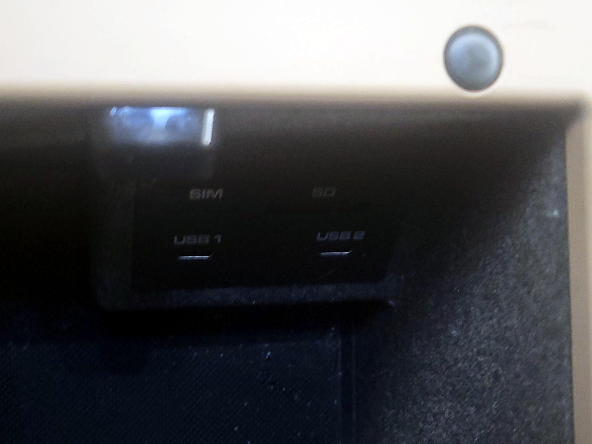 Thumbnail: 2020 Porsche Macan - 19