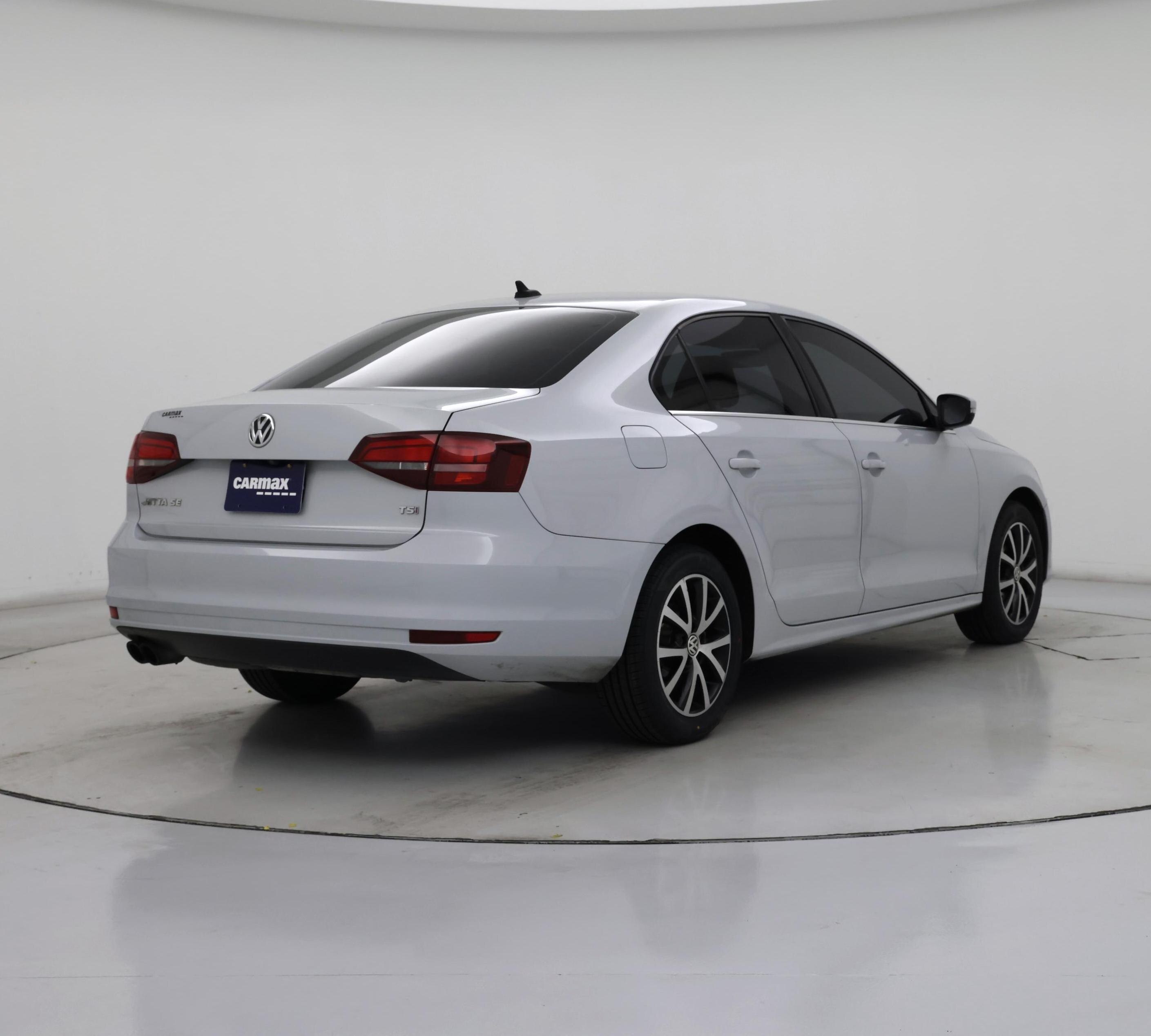 Thumbnail: 2017 Volkswagen Jetta - 8