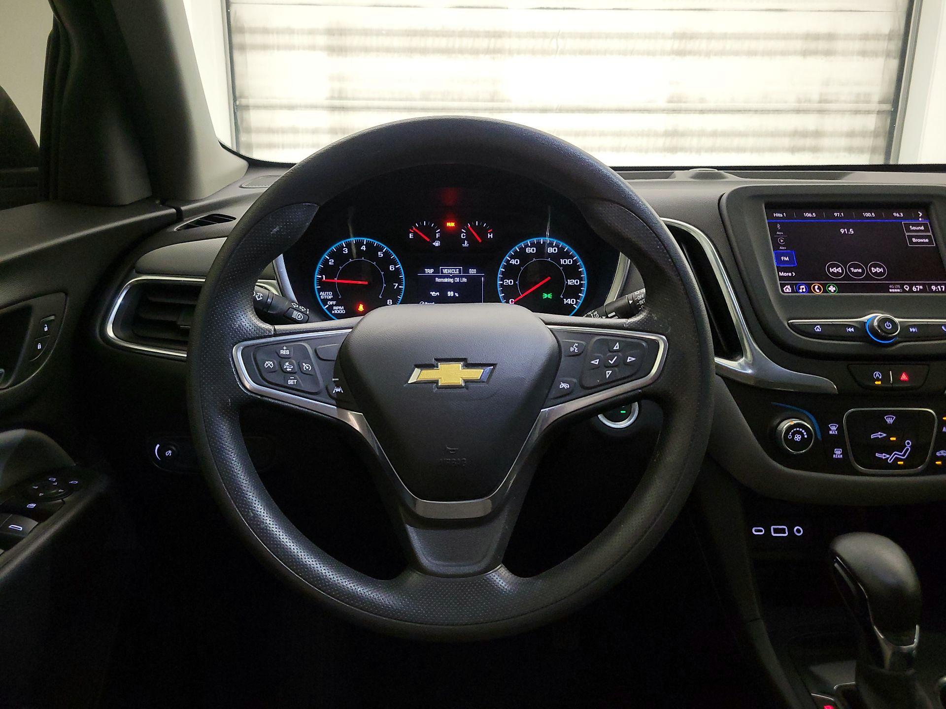 Thumbnail: 2022 Chevrolet Equinox - 10