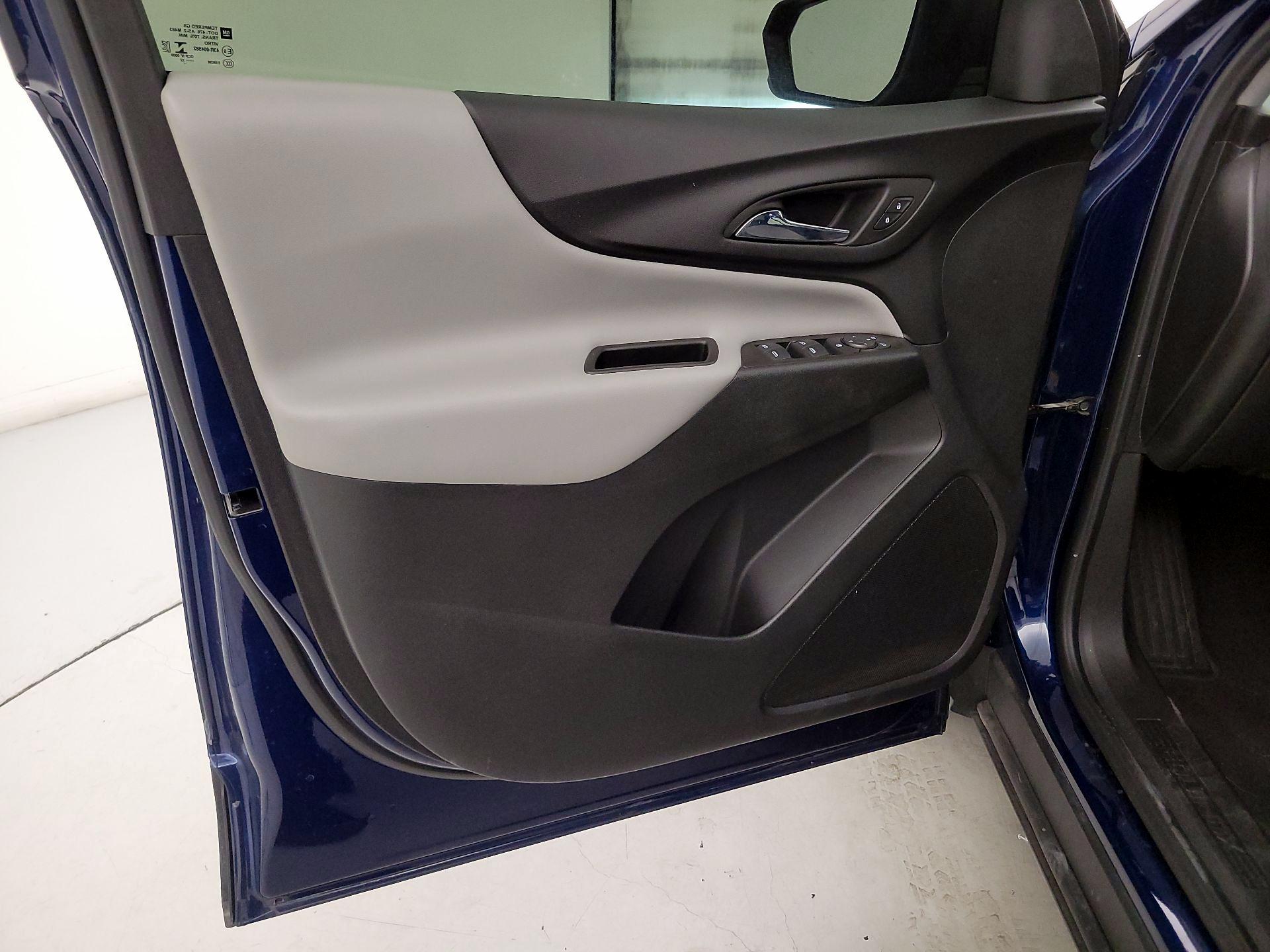 Thumbnail: 2022 Chevrolet Equinox - 12