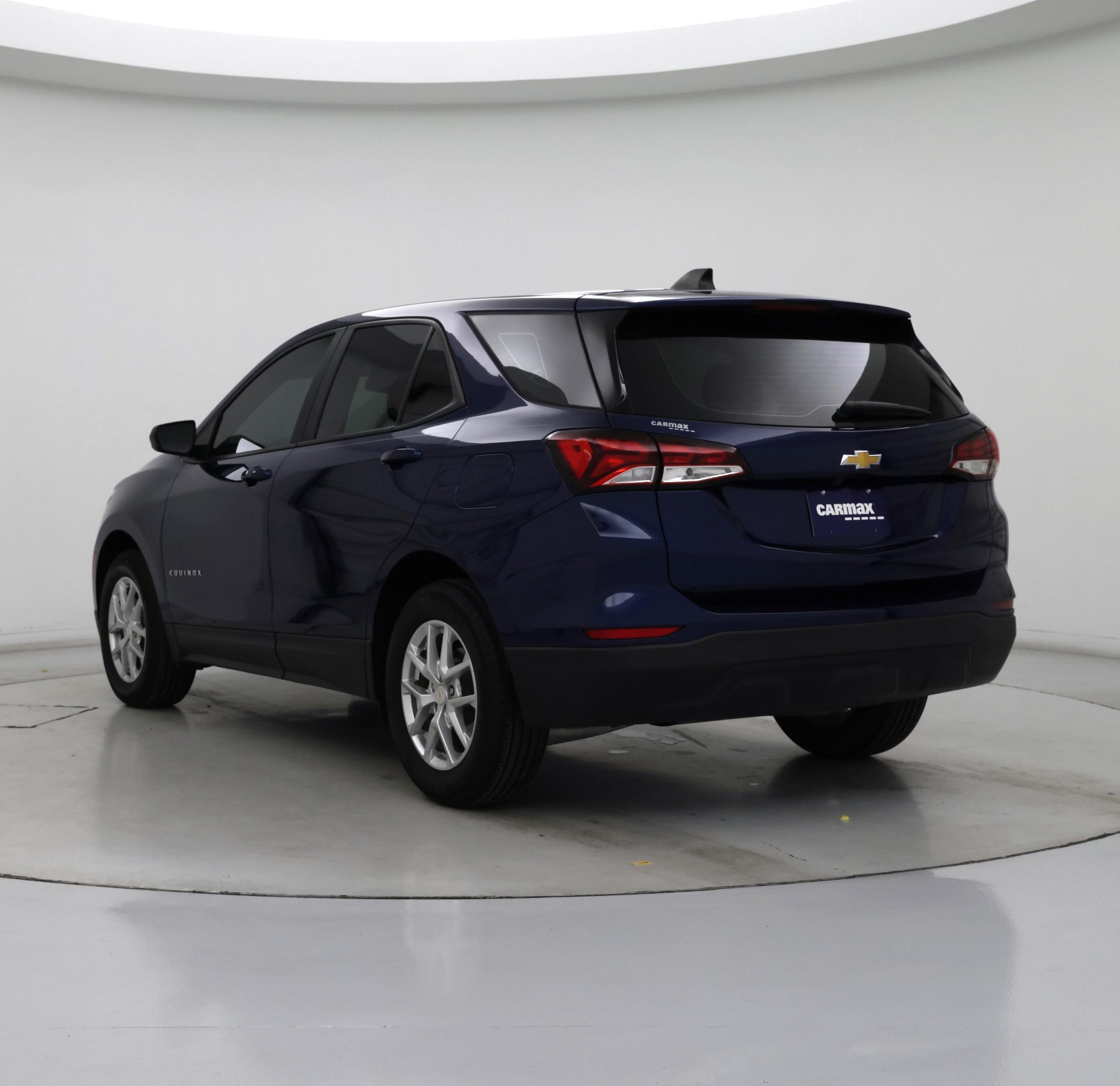 Thumbnail: 2022 Chevrolet Equinox - 2