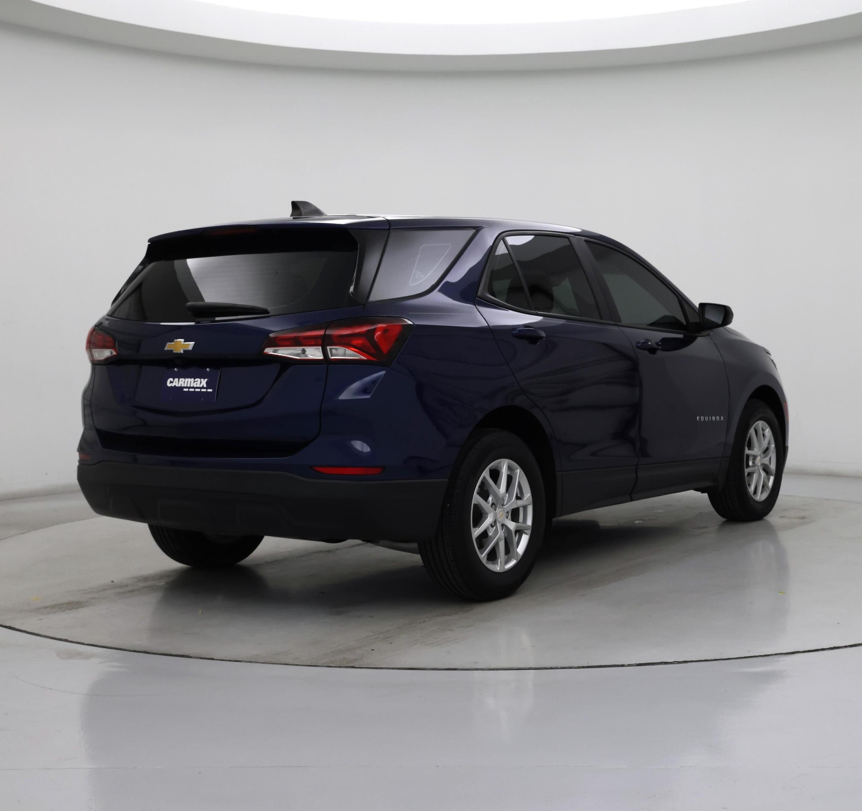 Thumbnail: 2022 Chevrolet Equinox - 8