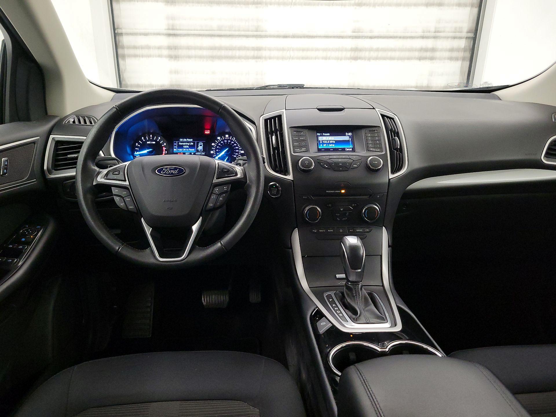 Thumbnail: 2016 Ford Edge - 9